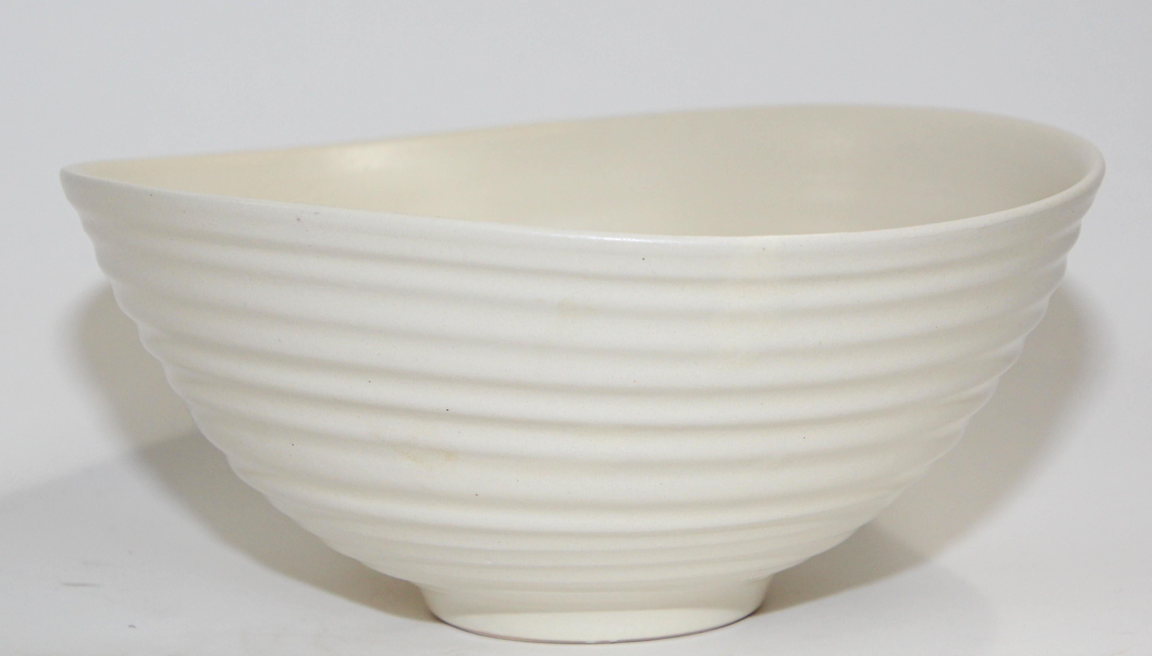 Simon Moore Studio Hand Made Pottery White Bowl  For Sale 2