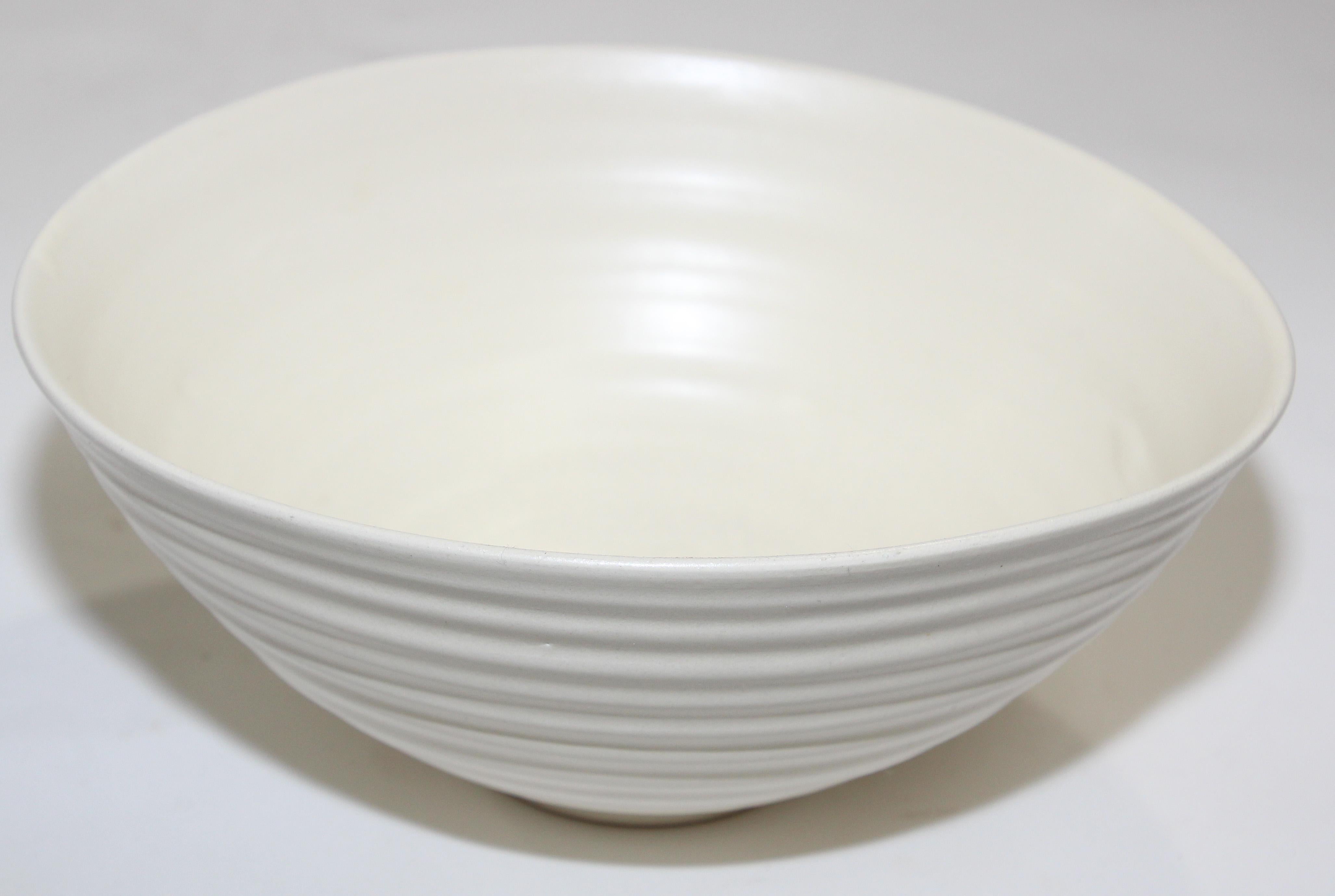 Simon Moore Studio Hand Made Pottery White Bowl  For Sale 8