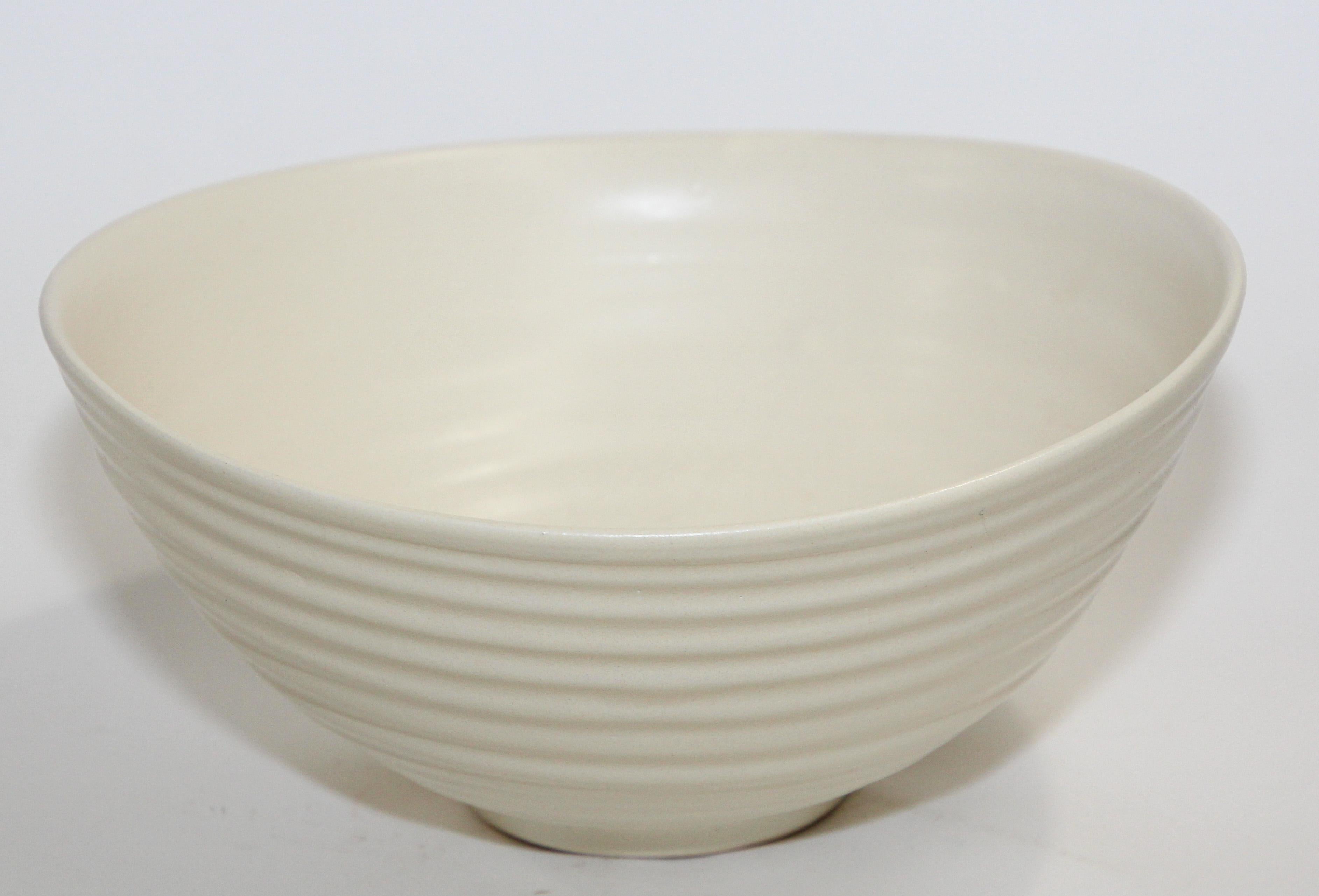 Unknown Simon Moore Studio Hand Made Pottery White Bowl  For Sale