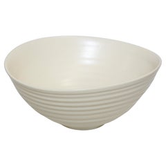 Bol blanc en poterie fait à la main Simon Moore Studio