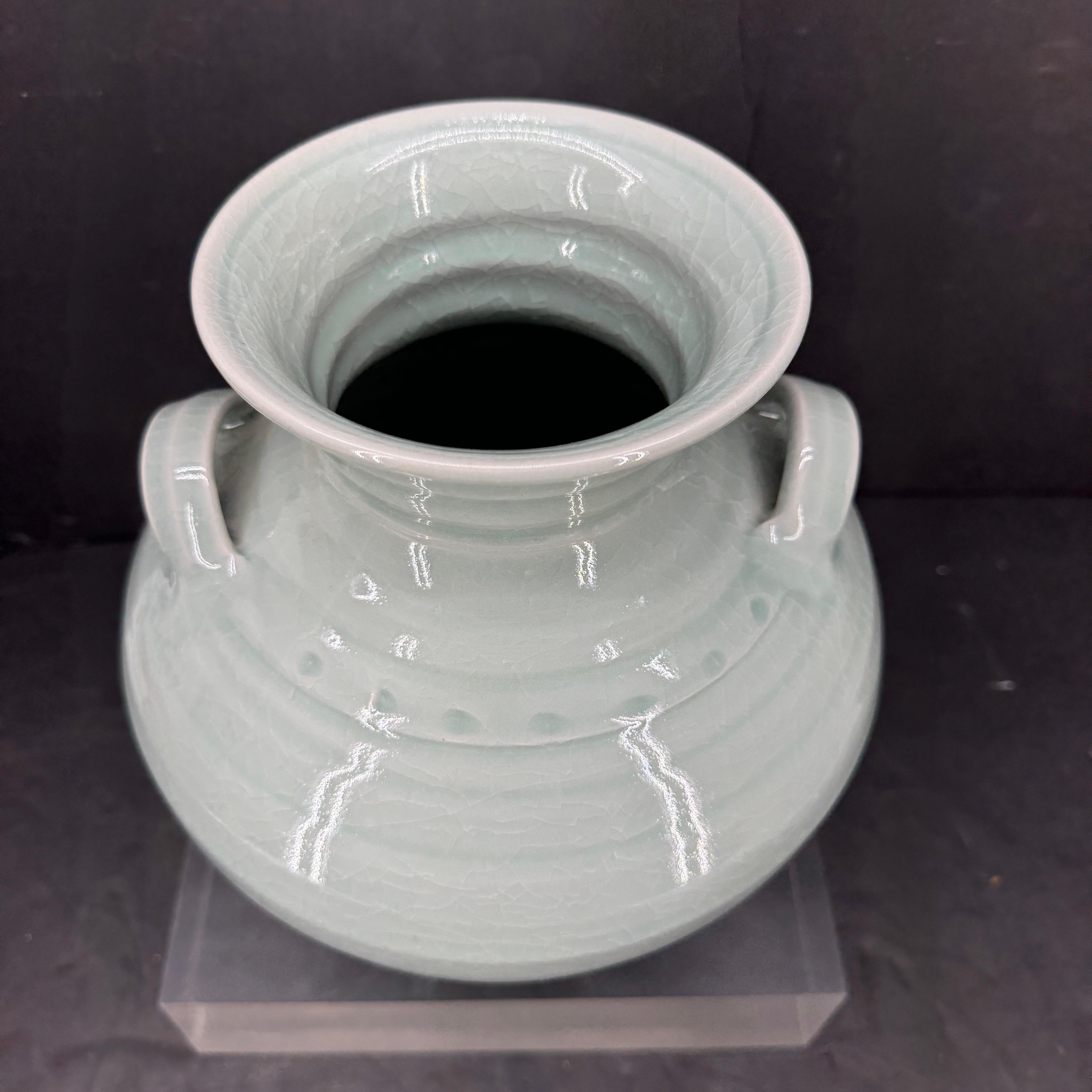 American Simon Pearce Modernist Ceramic Vase in Celadon Craqueleur Glaze with Handles