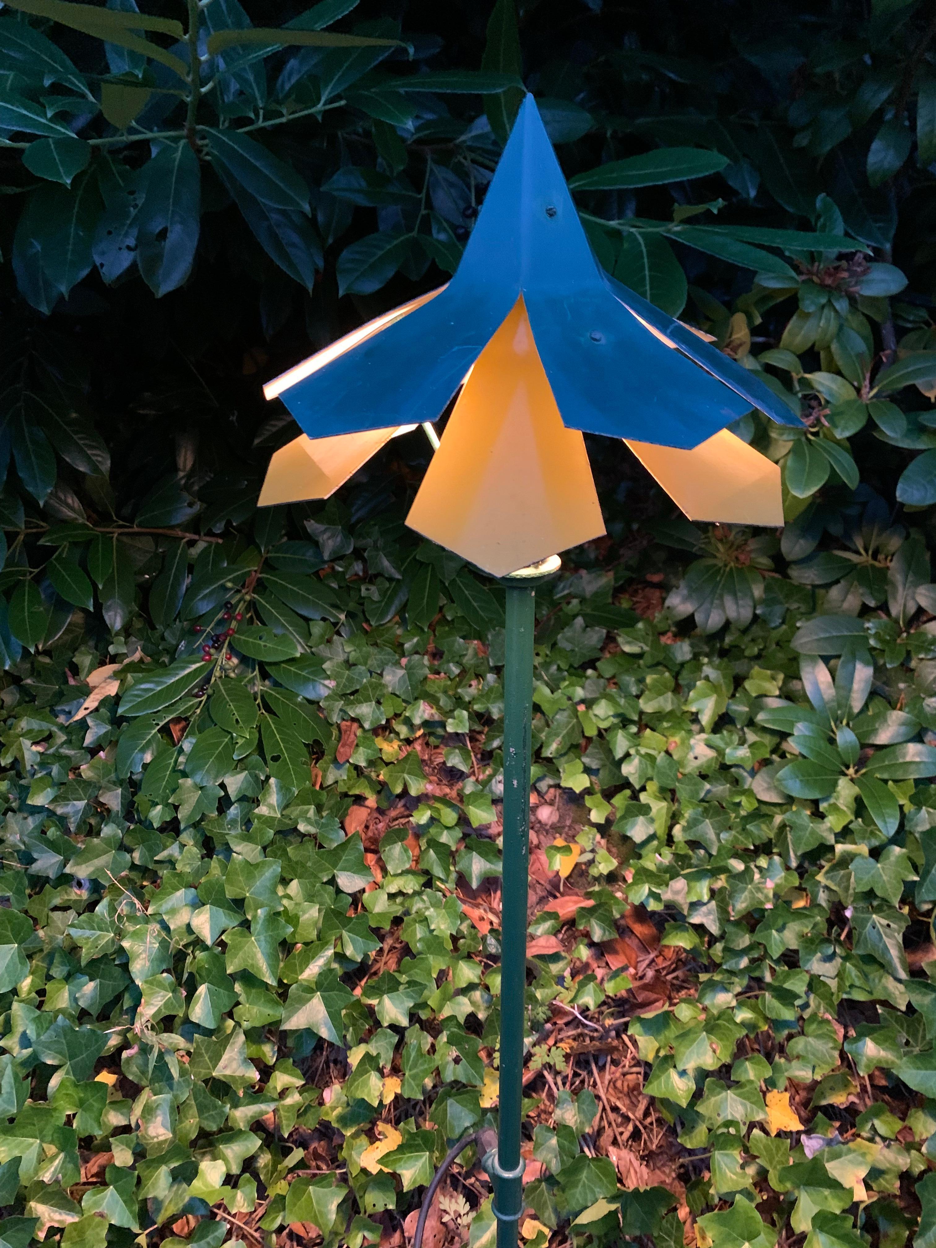 Danish Simon Poul Henningsen Original 'Divan 2' - Tivoli Park Garden Lamp (3 available)