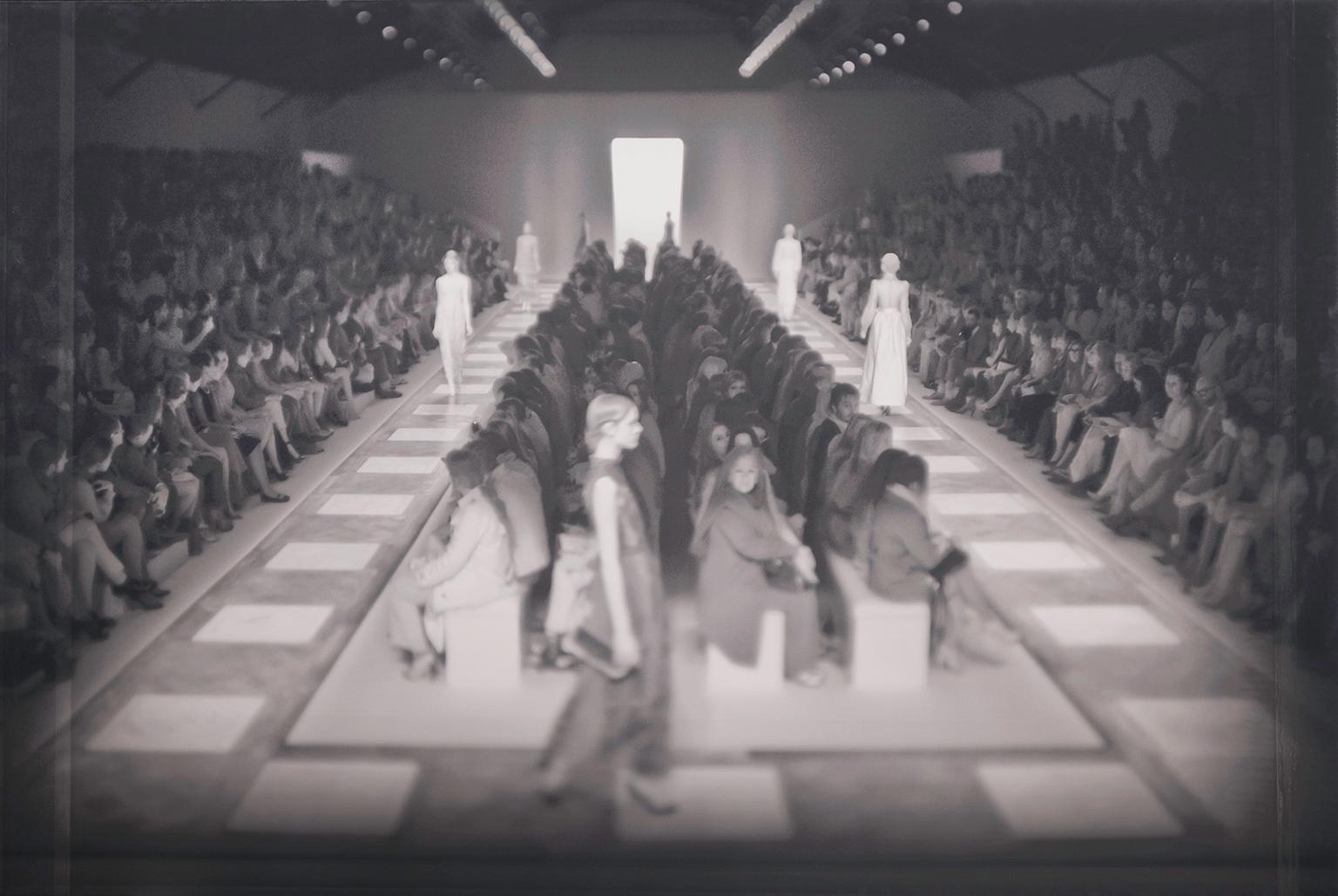 „Spirits of Valentino, Herbst/Winter 2012“, Tintenstrahl auf Leinwand von Simon Procter