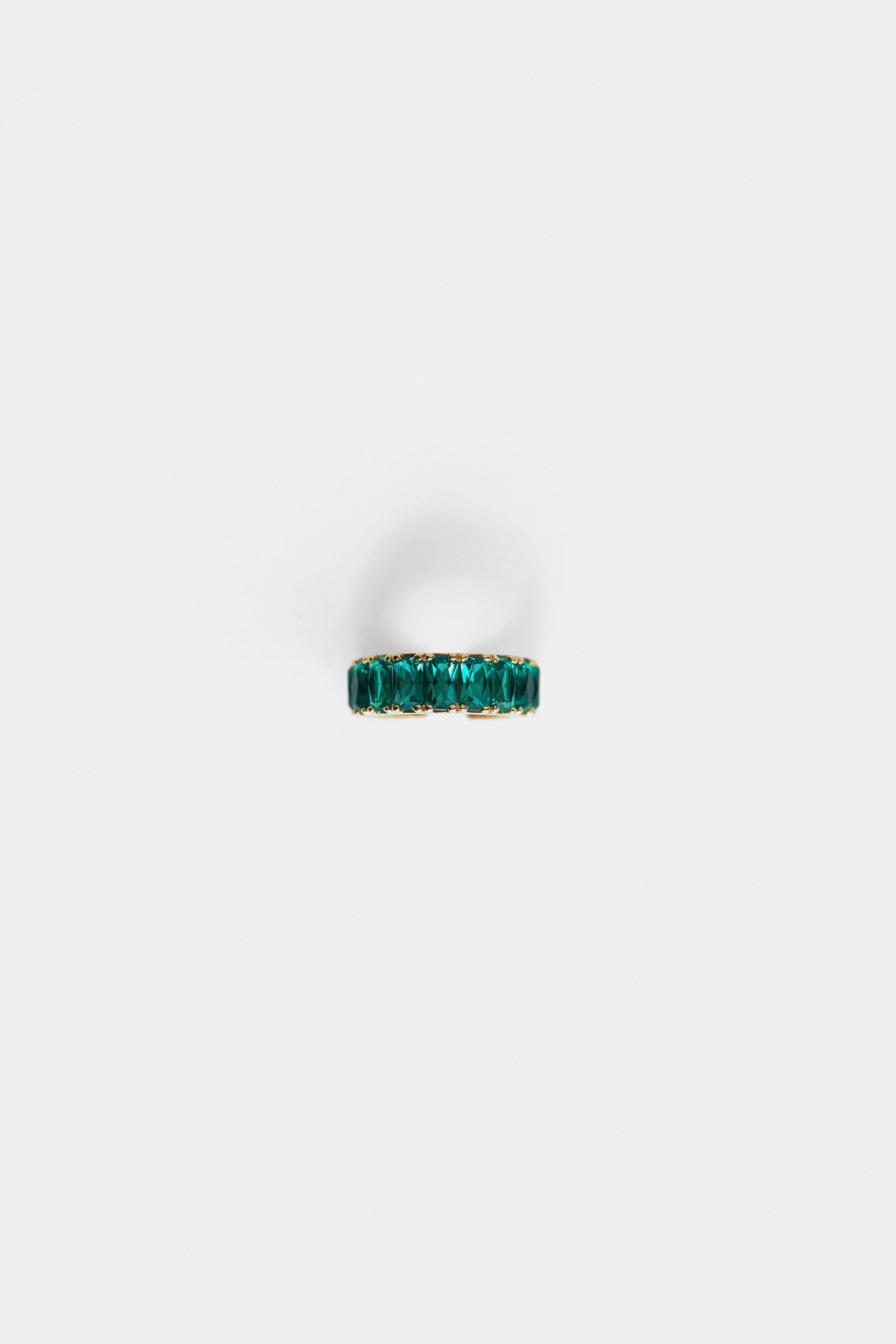 For Sale:  Simon Ring / Ear Cuff with Baguette Lab Emeralds, 18k Gold 7