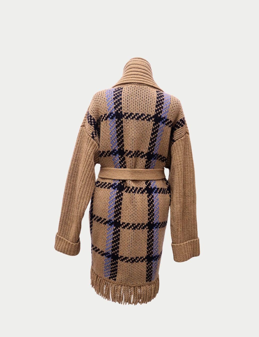 Simona Corsellini Kamelfarbener Strickcardigan in Übergröße mit Fransensaum - M im Zustand „Gut“ im Angebot in Amman, JO