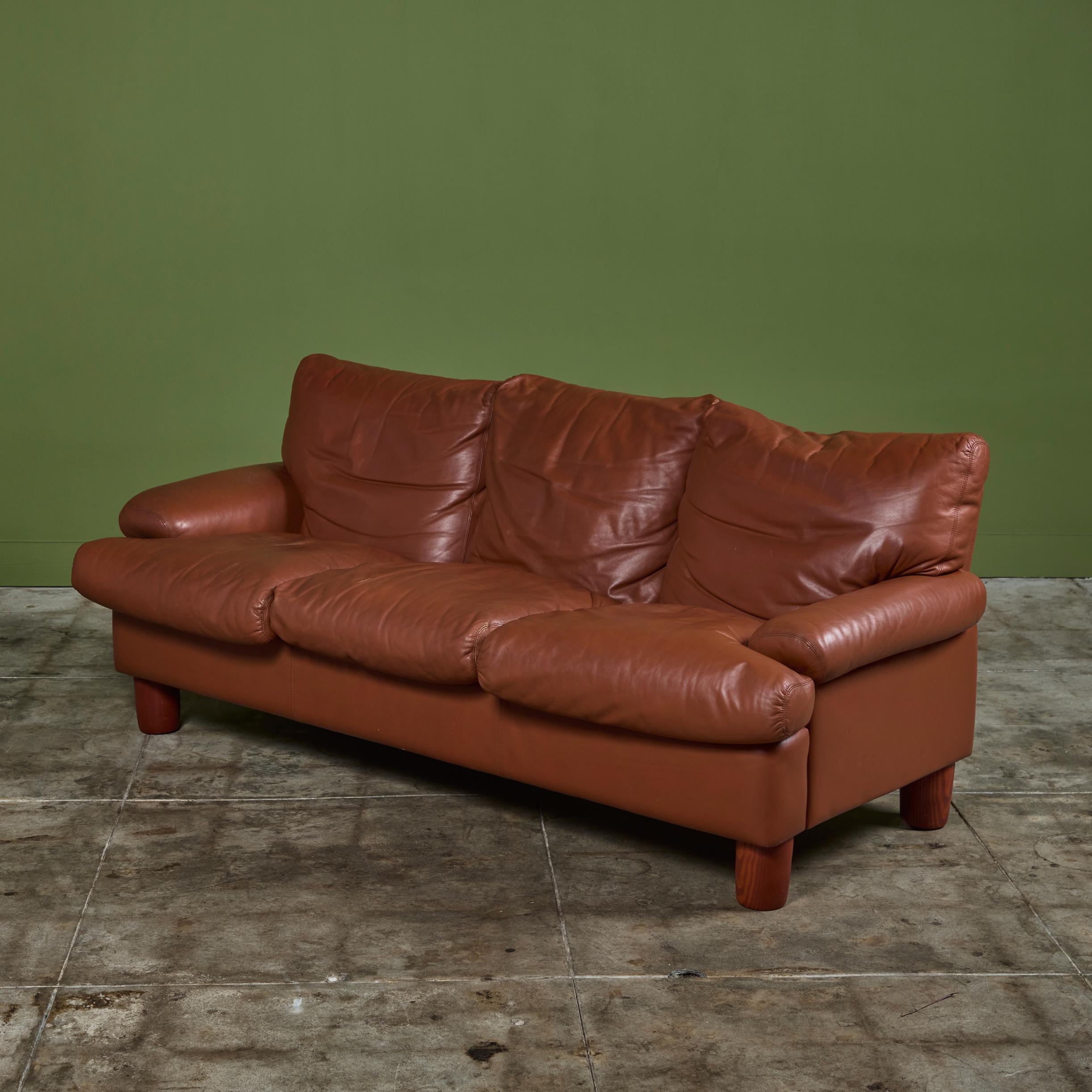 Mid-Century Modern Simona Leather Sofa by Ferdinando Buzzi for Brunati