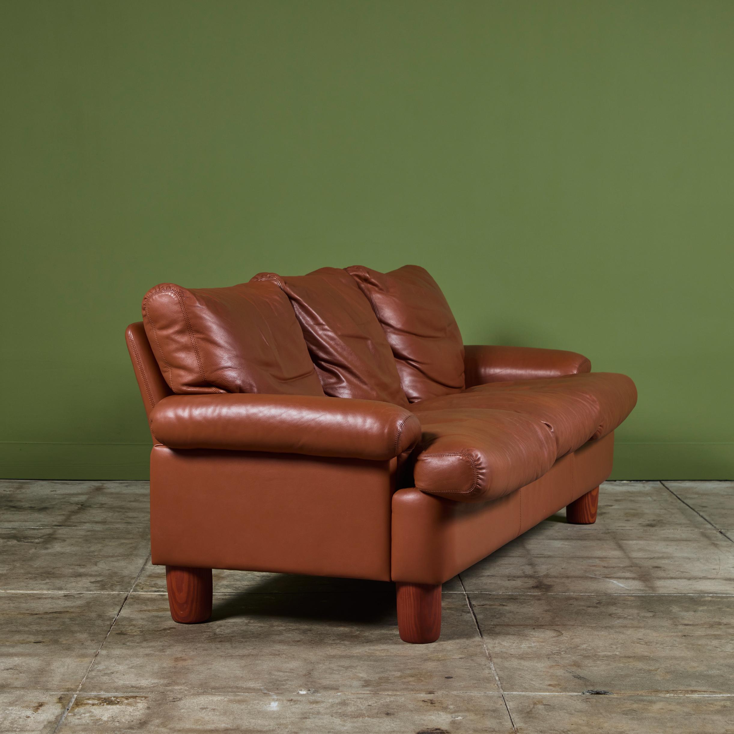 Late 20th Century Simona Leather Sofa by Ferdinando Buzzi for Brunati
