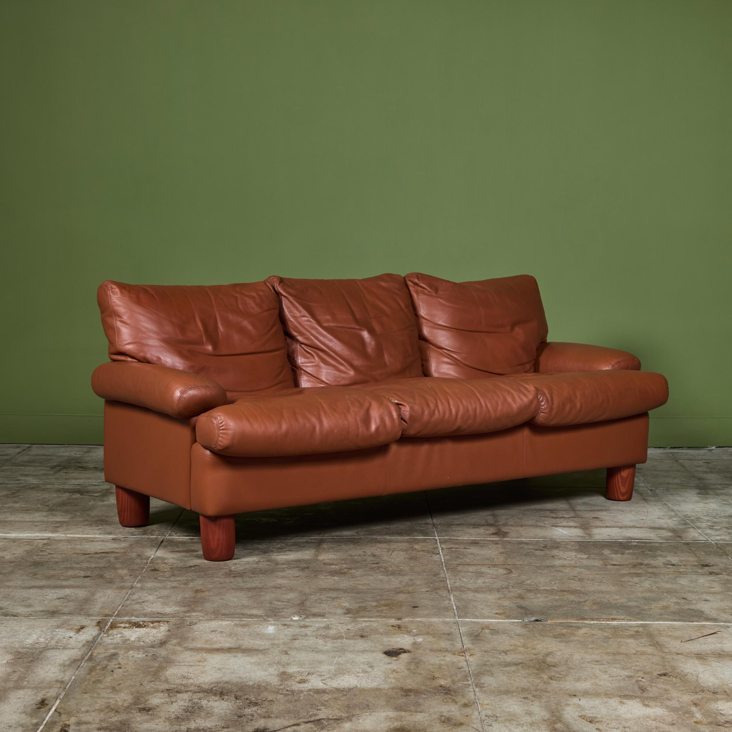 Simona Leather Sofa by Ferdinando Buzzi for Brunati 1