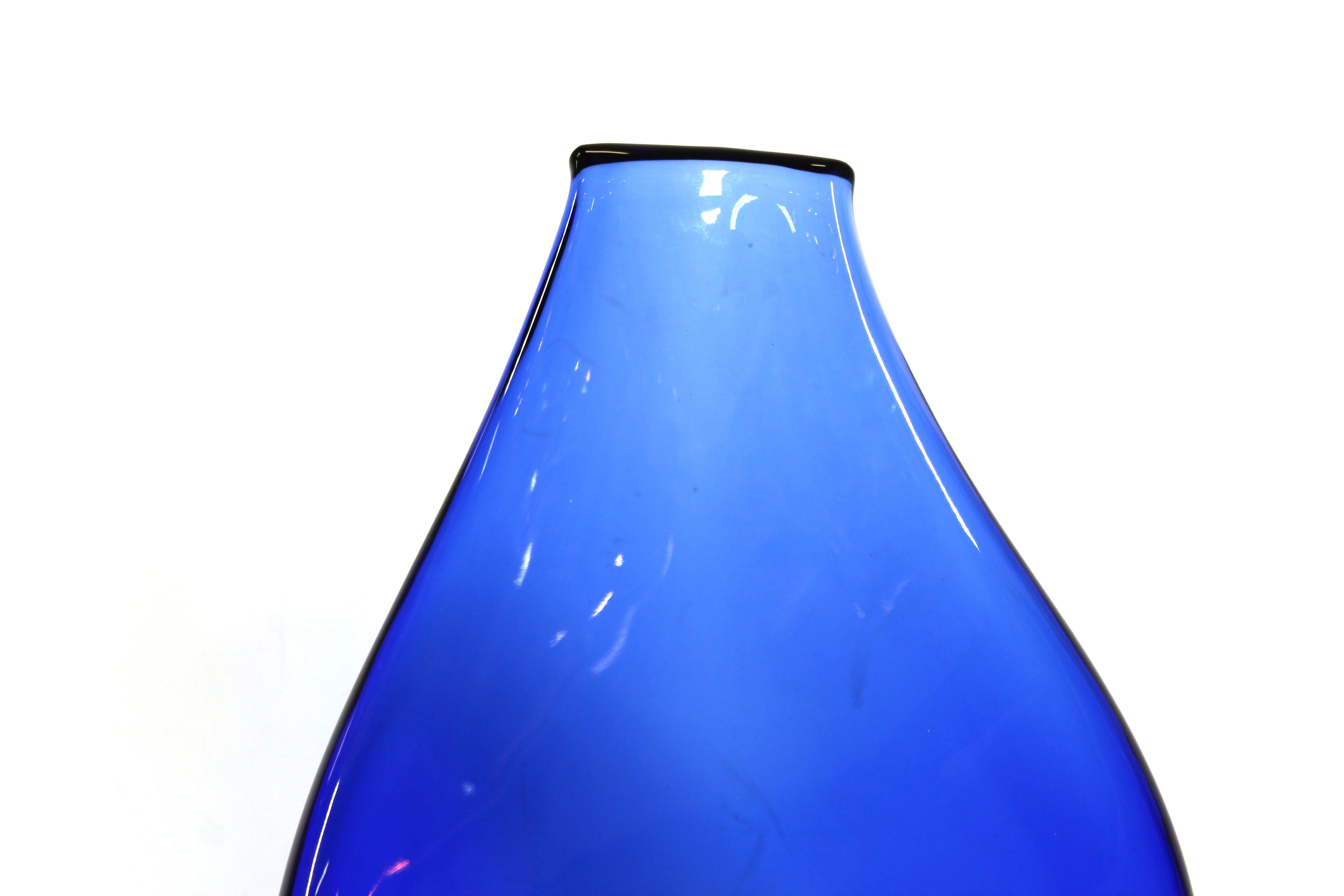 Italian Postmodern blue vase-shape glass sculpture made by Simone Cenedese in the circa 1990s, incised 'Simone Cenedese Murano' near base.