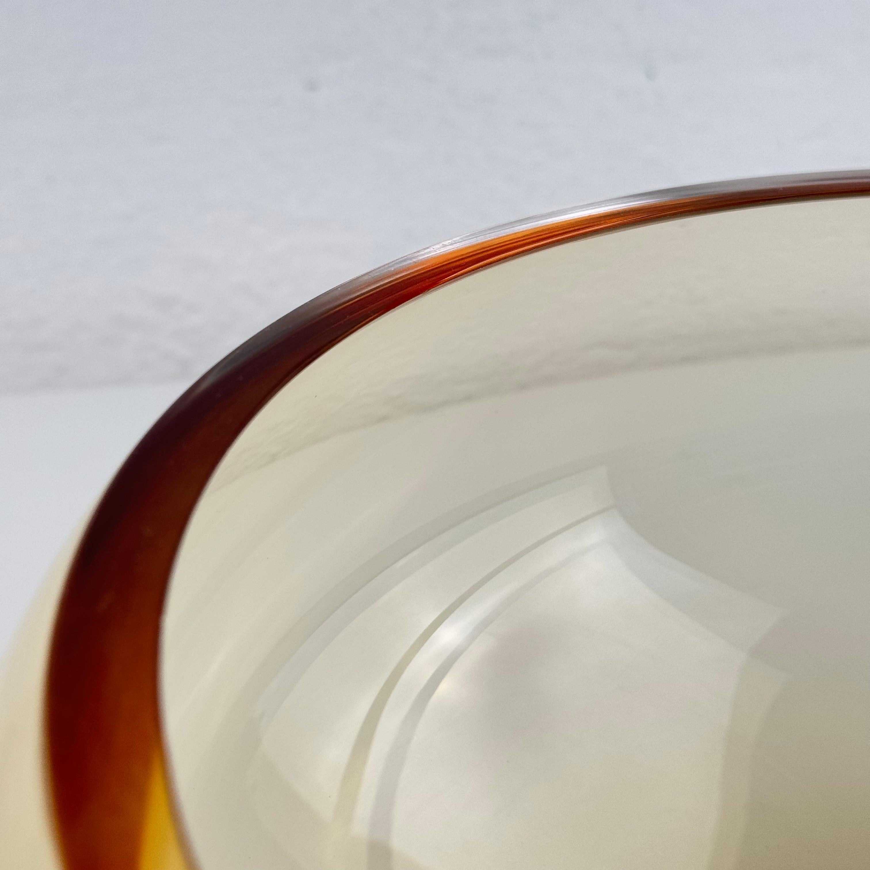 Simone Cenedese, large sculptural Murano glass bowl, Italy, 1980s In Good Condition For Sale In Brescia, Brescia