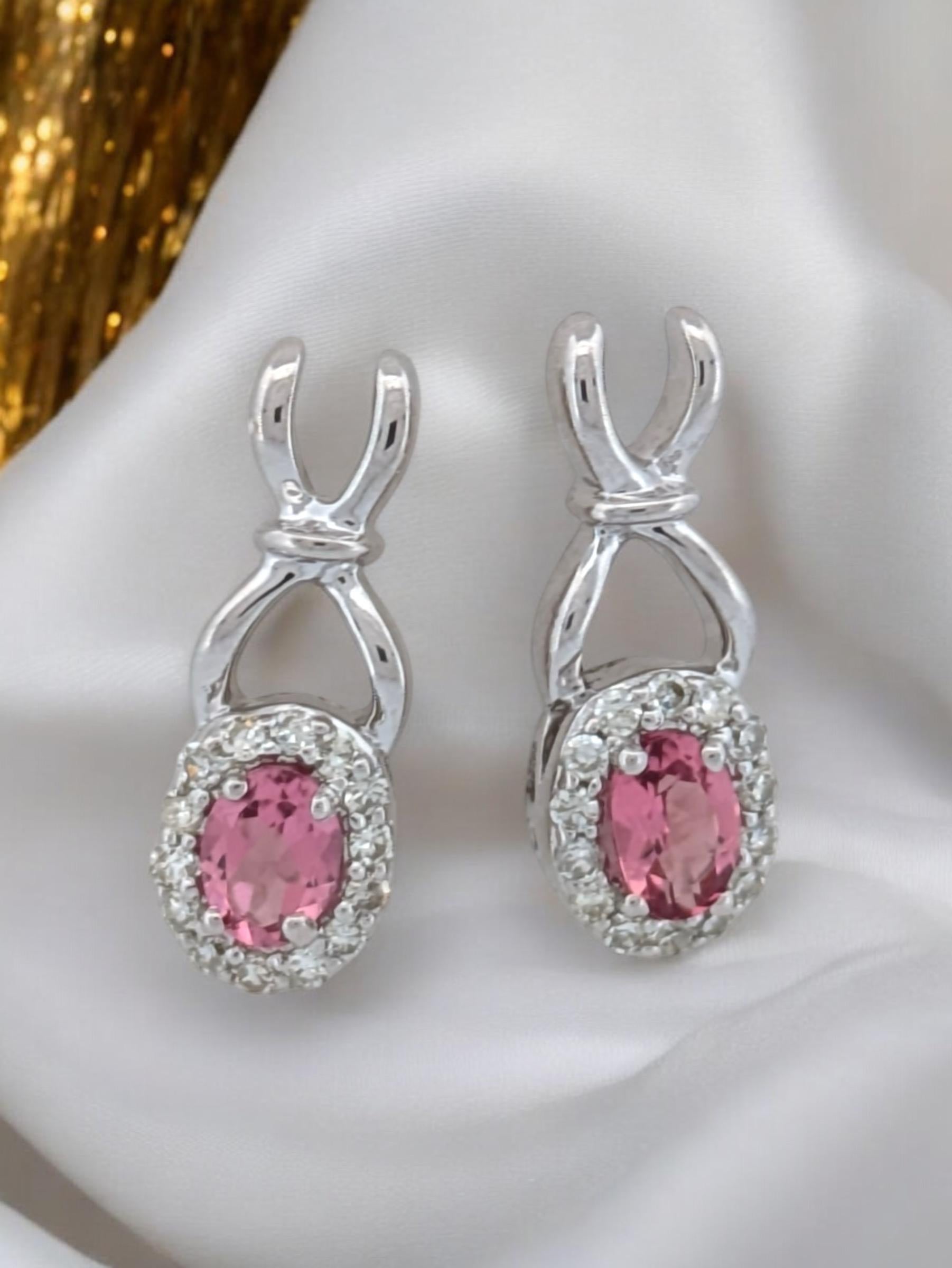 Artisan Simone Boucles d'oreilles en or blanc 10 carats avec tourmaline rose naturelle en vente