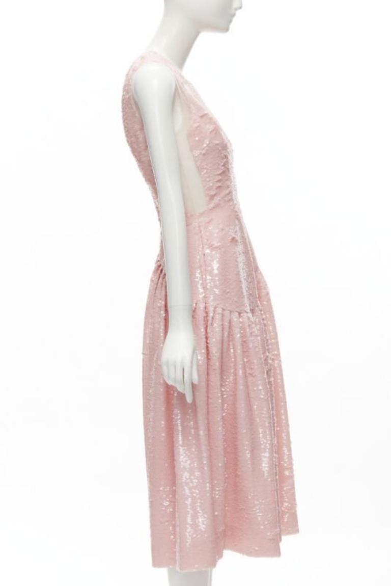 Simone Rocha 2019 Abito midi in paillettes rosa arrossato con cuciture a scomparsa UK6 XS In condizioni ottime in vendita a Hong Kong, NT