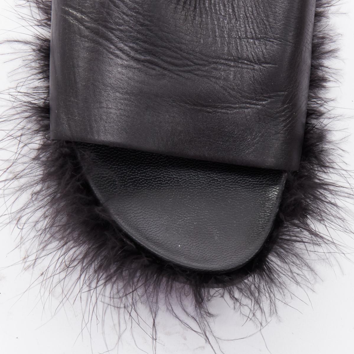 SIMONE ROCHA cuir noir garni de plumes diapositives plates mules EU38 en vente 1