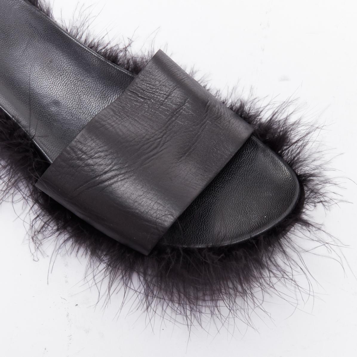 SIMONE ROCHA cuir noir garni de plumes diapositives plates mules EU38 en vente 2
