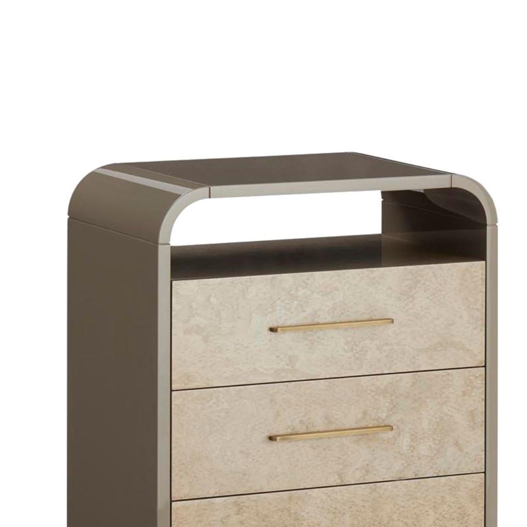 SIMONE tallboy: STOCK UNIT - Available for immediate delivery

Simone Tallboy has a modern style, with five drawers to simplify storage and keeping the elegance of the bedroom. The drawers are lined in suede velvet and furnished with soft-close