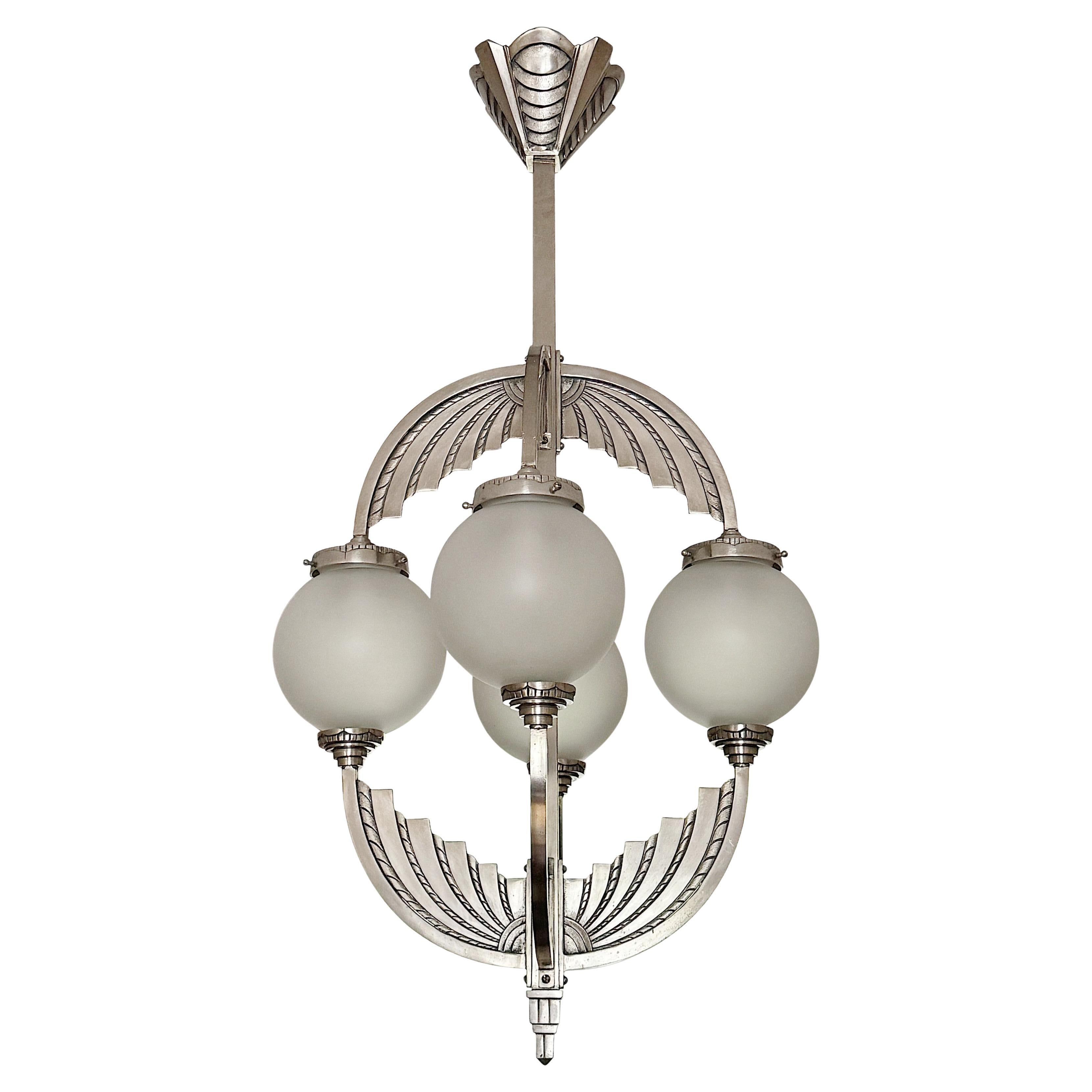 Lampadario Modernista Francese Art Deco 1920 di Simonet Freres in vendita