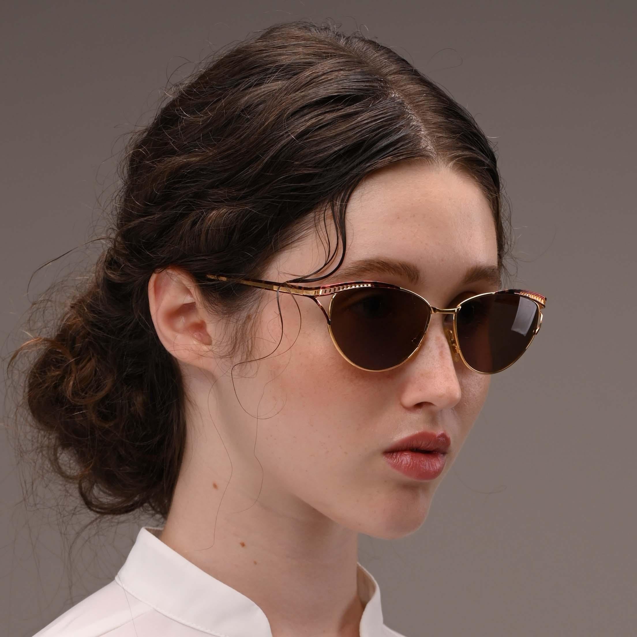 Simonetta Ravizza Gold Cat Eye sunglasses for women In New Condition For Sale In Santa Clarita, CA