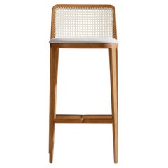 Estilo Minimalista, Taburete de Madera Maciza, Asientos Textiles o de Piel, Respaldo de Caña