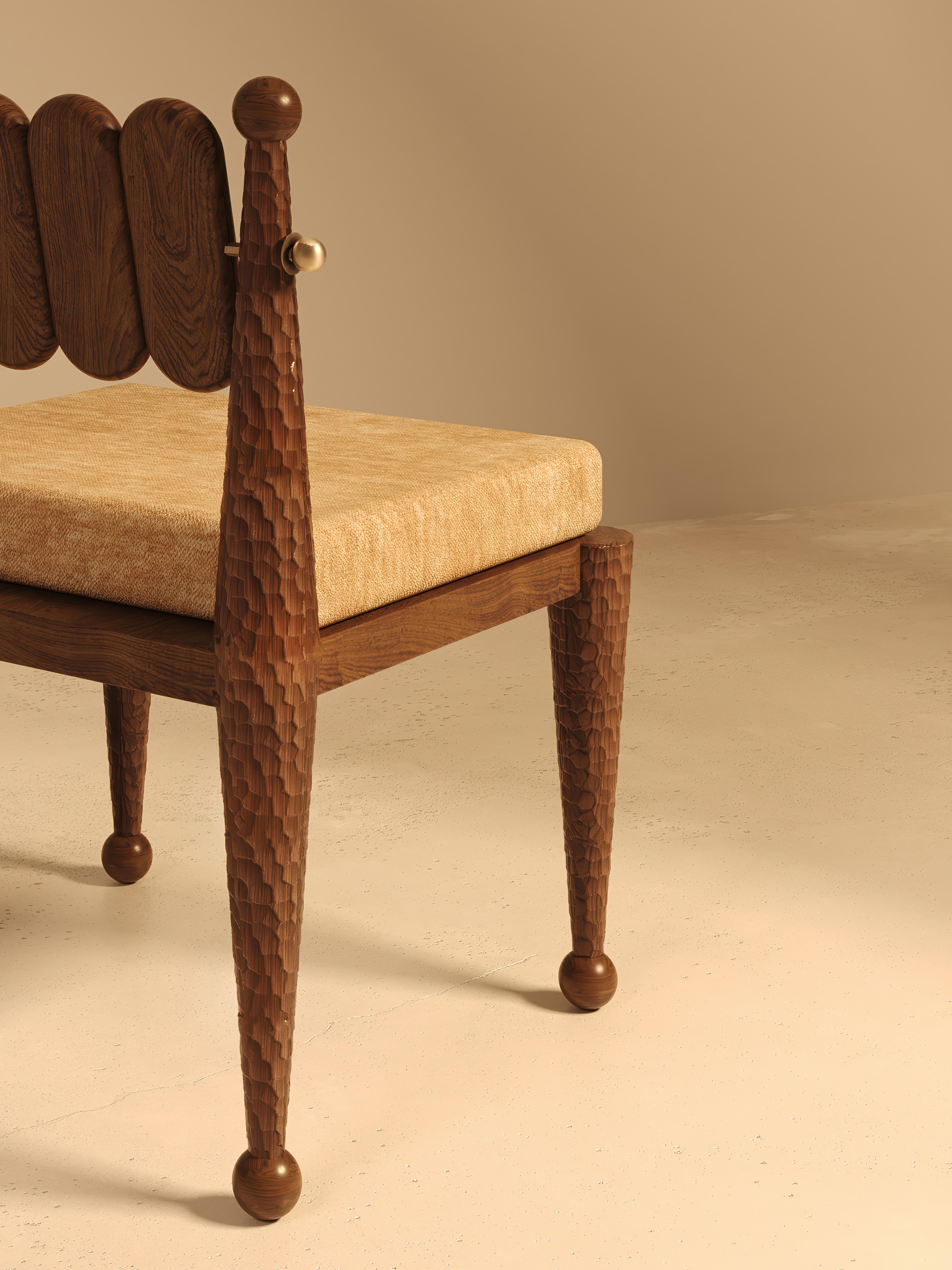 Moderne Chaise de salle à manger Simorgh IIII en noyer en vente