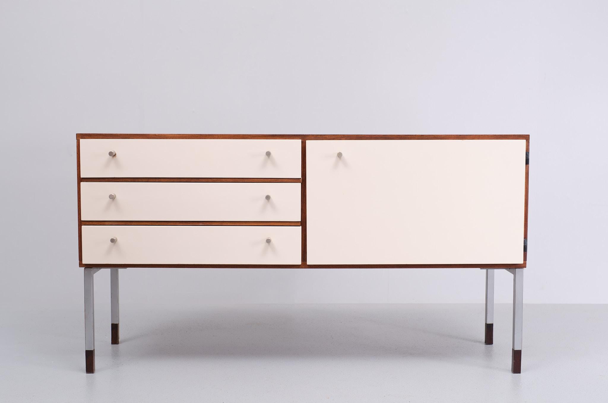 Mid-Century Modern Simpla Lux small Side board  and matching cabinet 1970s Holland  For Sale