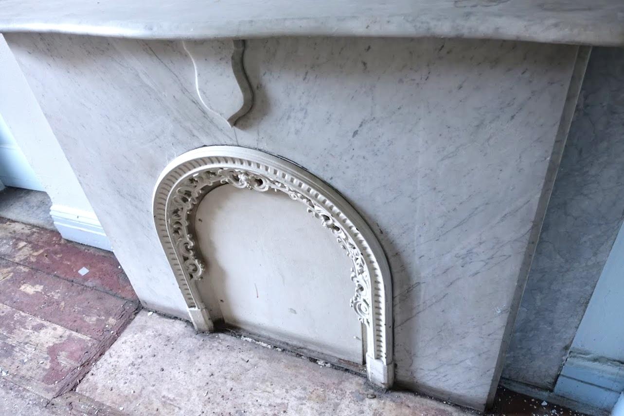 American Simple 1900s New York Brownstone Carved White & Gray Carrara Marble Mantel