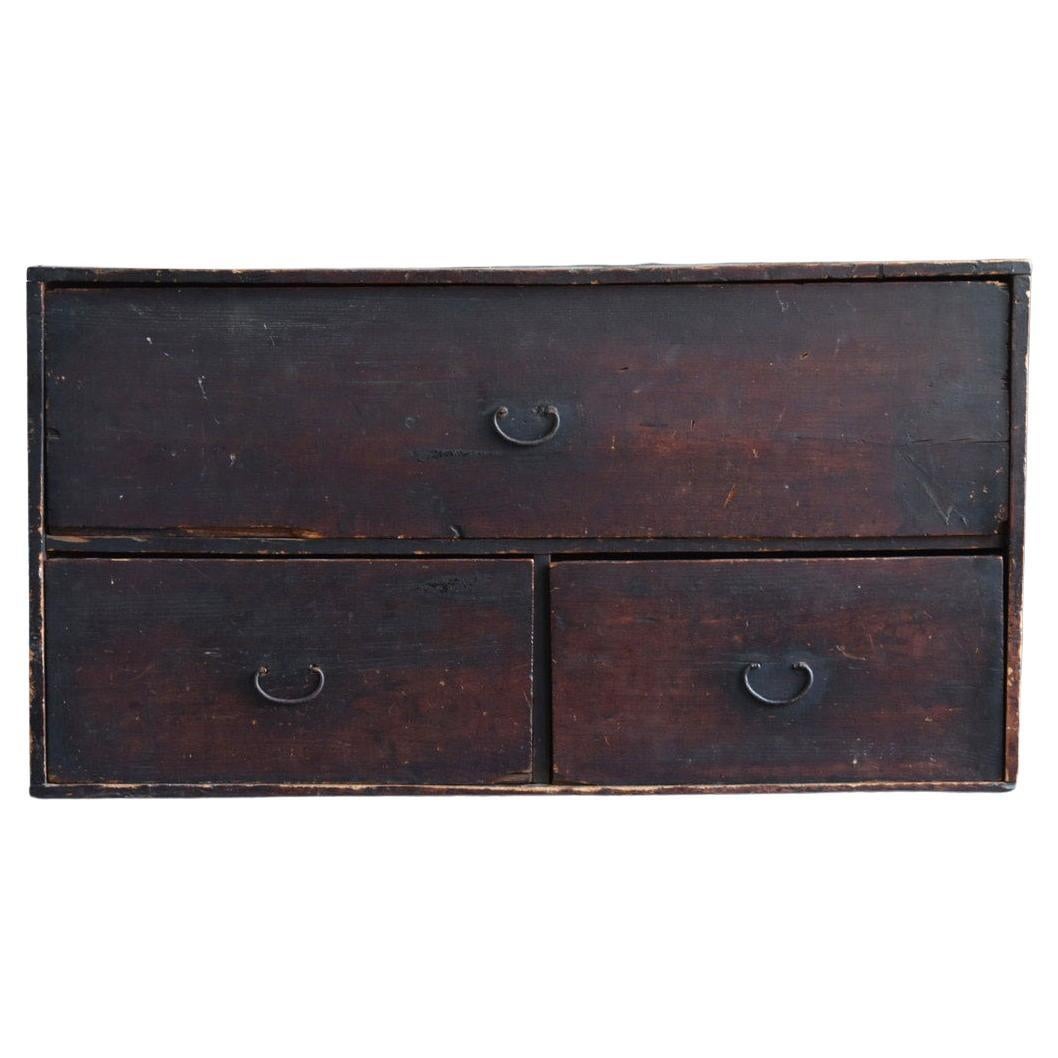 Simple and Cool Japanese Antique Wooden Drawer/1868-1920/Wabi Sabi Drawer Chest