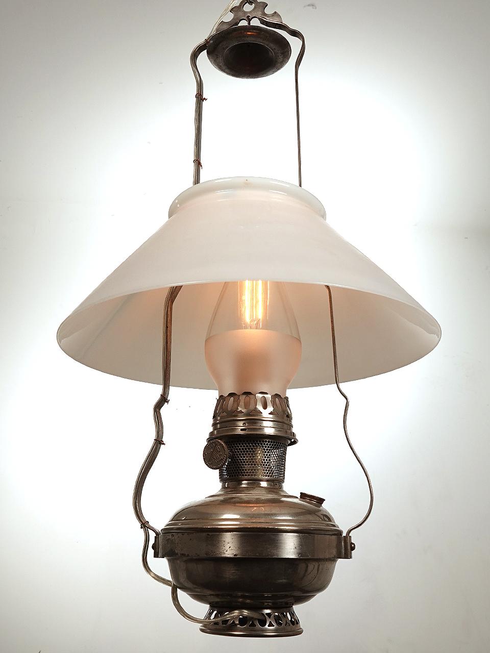 American Simple and Early Nickel Plated Oil Lamp