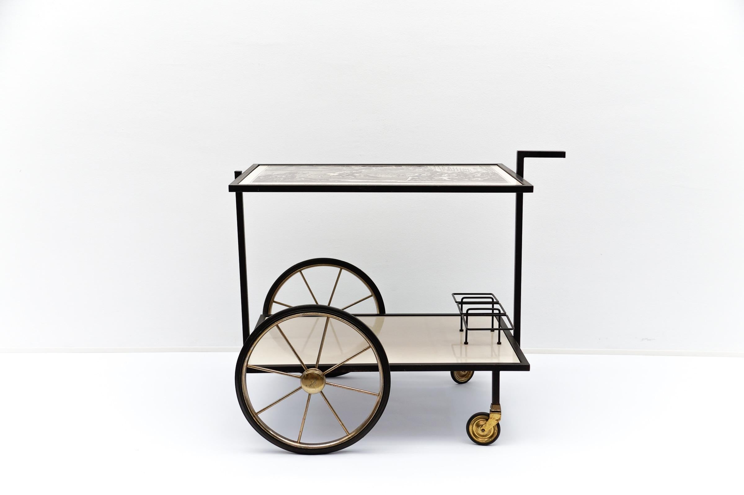 Mid-20th Century Simple and elegant metal bar cart serving trolley, 