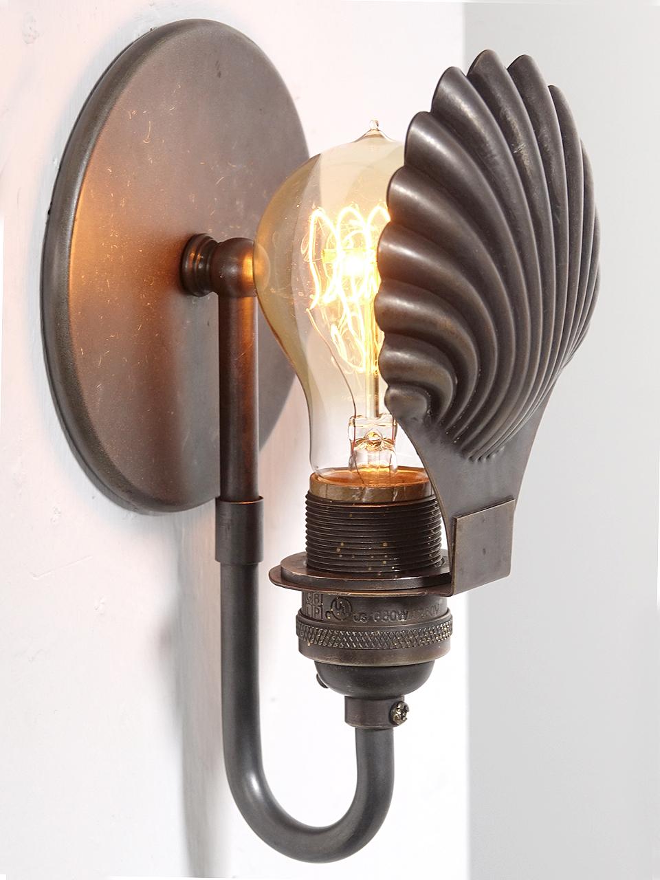 Baroque Simple and Elegant Seashell Sconce For Sale