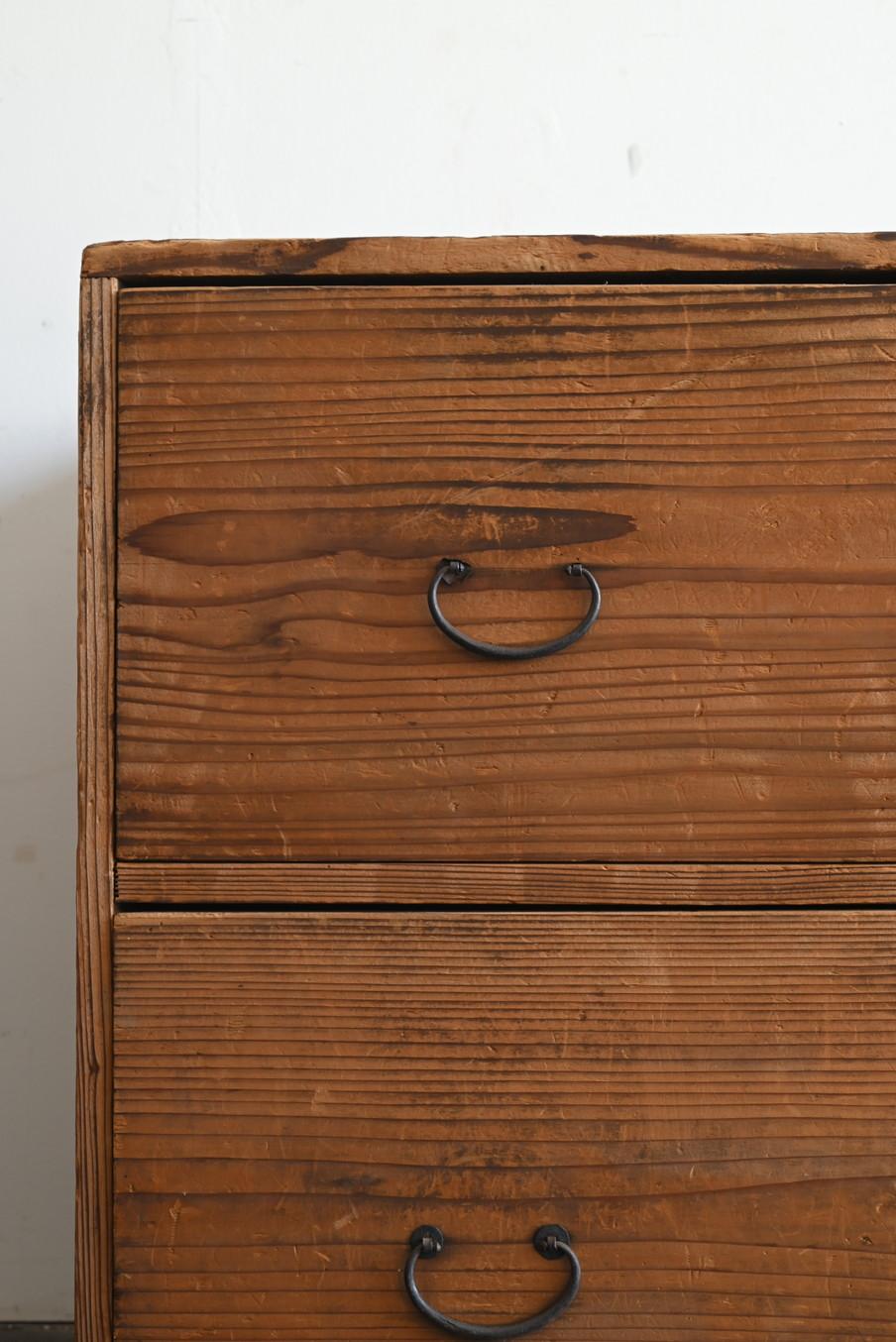 Einfache antike japanische Holzschublade / 1868-1920 / Meiji-Taisho-Periode (Zedernholz) im Angebot