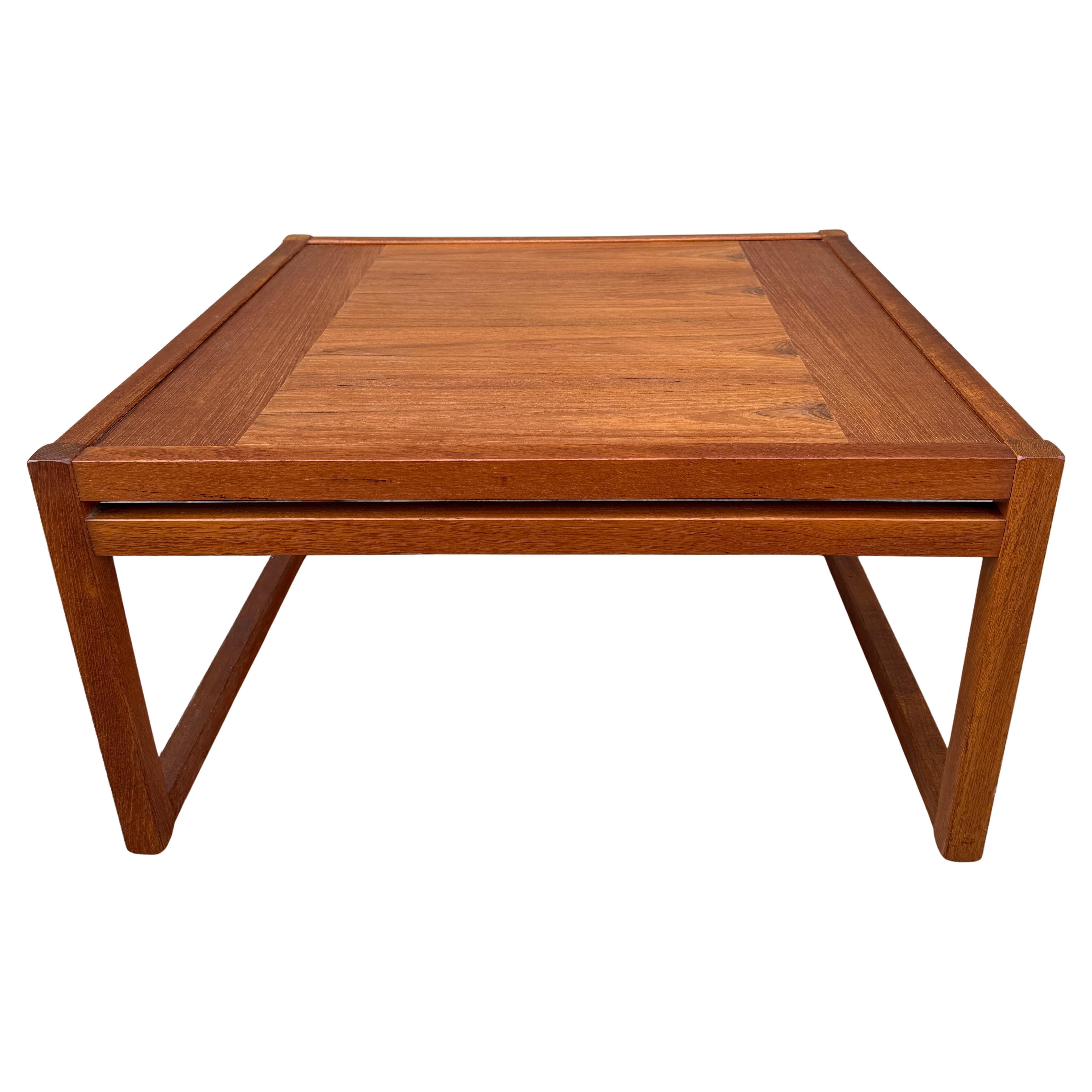 Simple Clean Midcentury Square Danish Coffee Table in Teak For Sale 6
