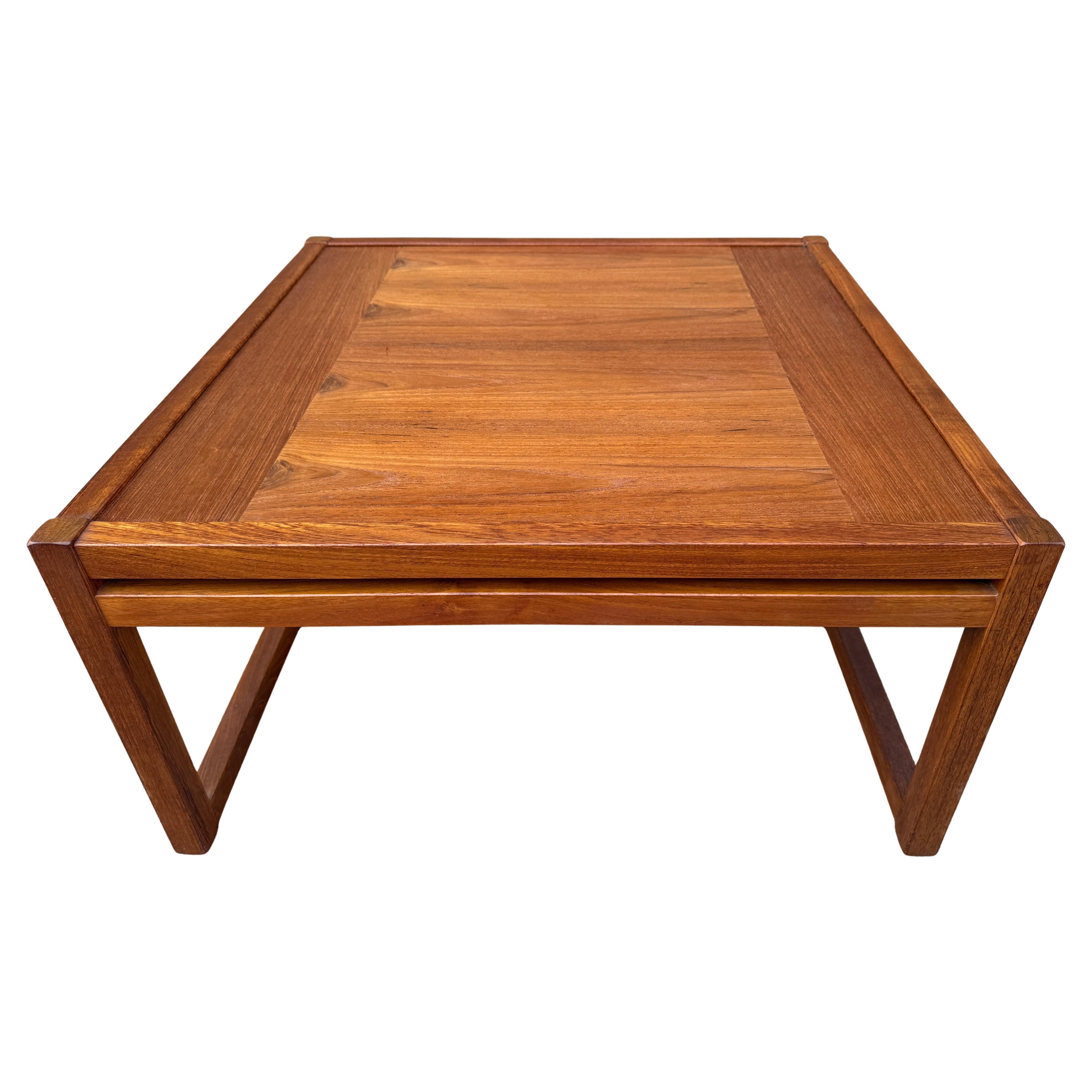 20th Century Simple Clean Midcentury Square Danish Coffee Table in Teak For Sale