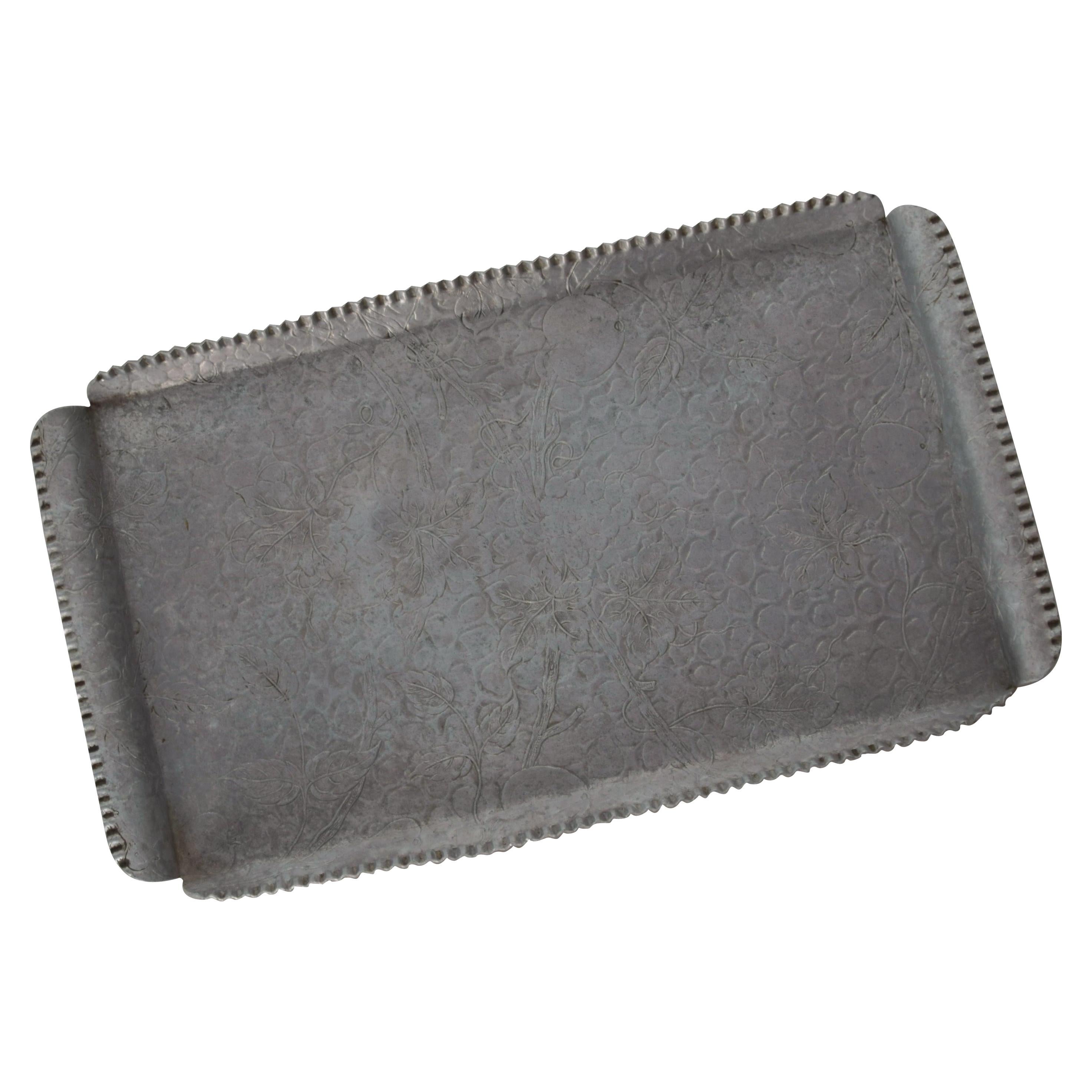 1950s Midcentury Serving Plate Tray in Hammered Aluminum 