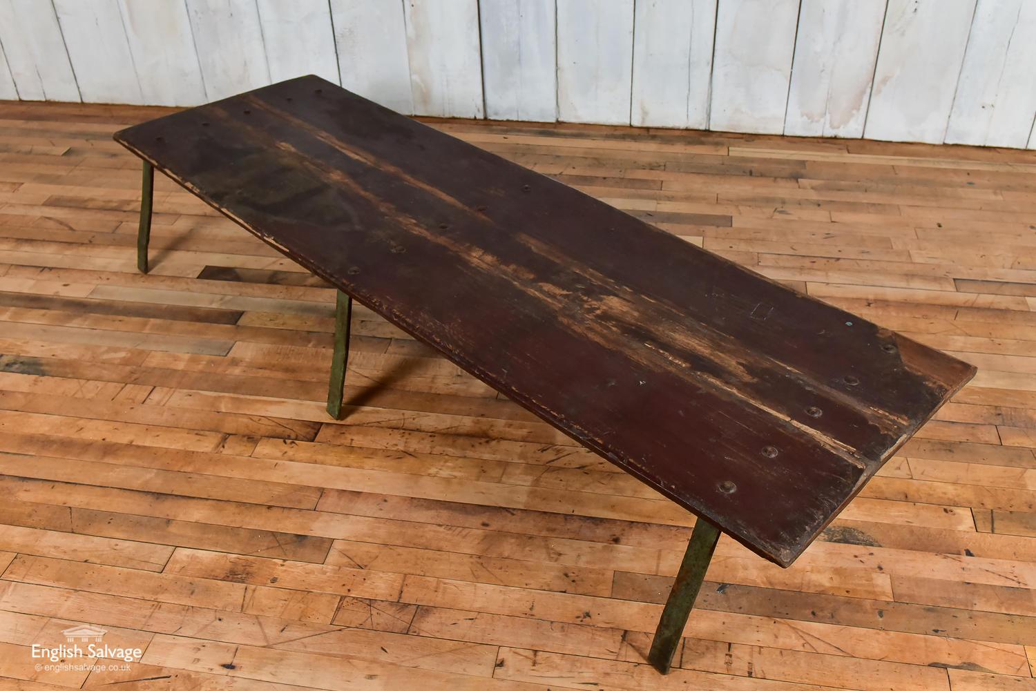 Simple Hardwood Coffee Table, 20th Century For Sale 1