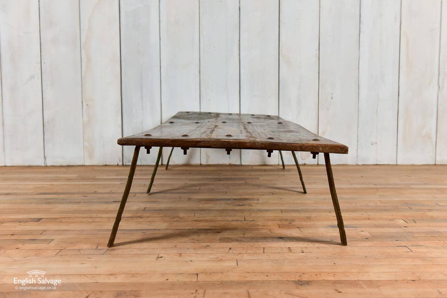 Simple Hardwood Coffee Table, 20th Century For Sale 2