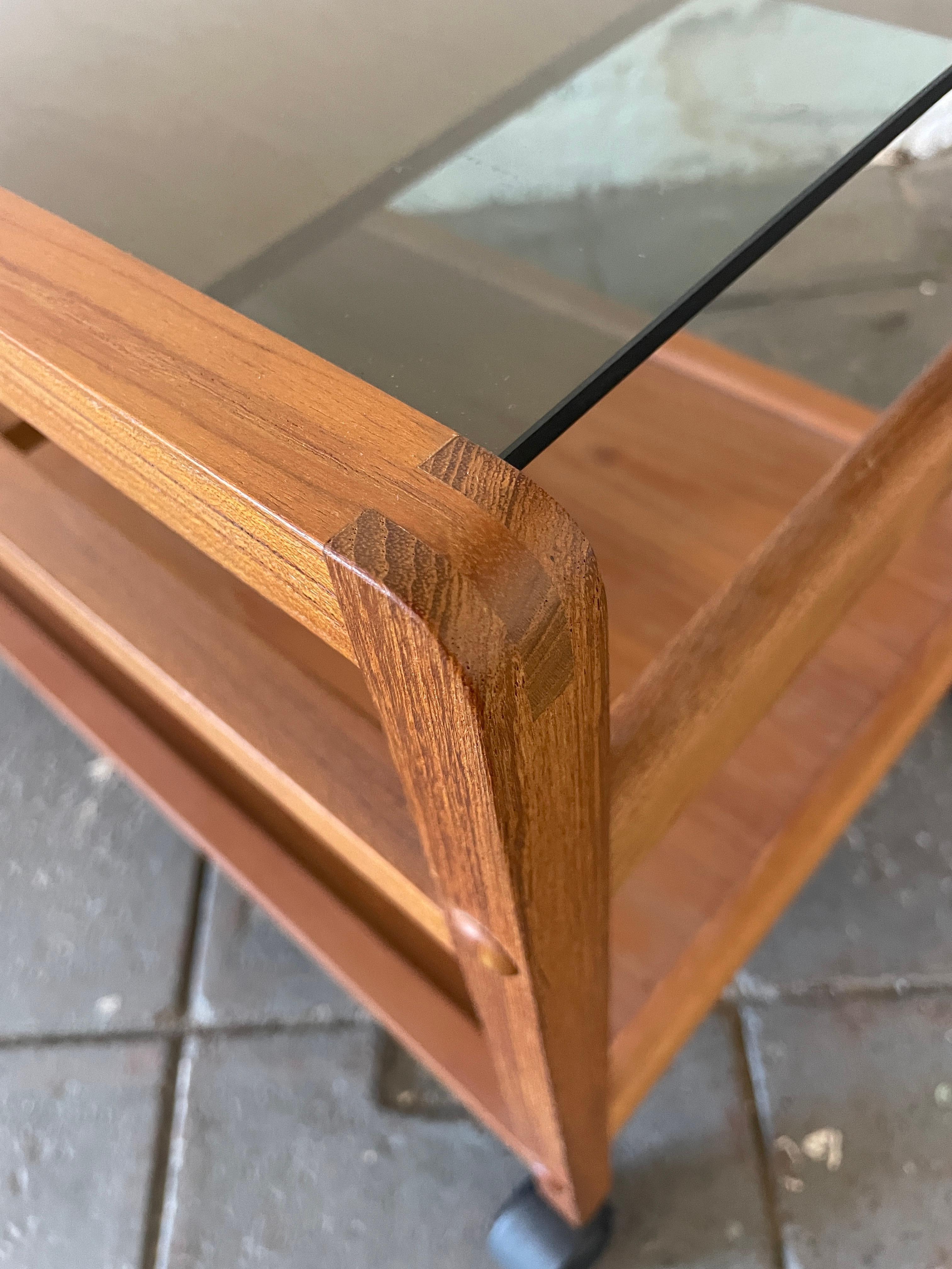 Simple Mid-Century Danish Modern Teak Bar Cart Server with Tinted Glass In Good Condition In BROOKLYN, NY