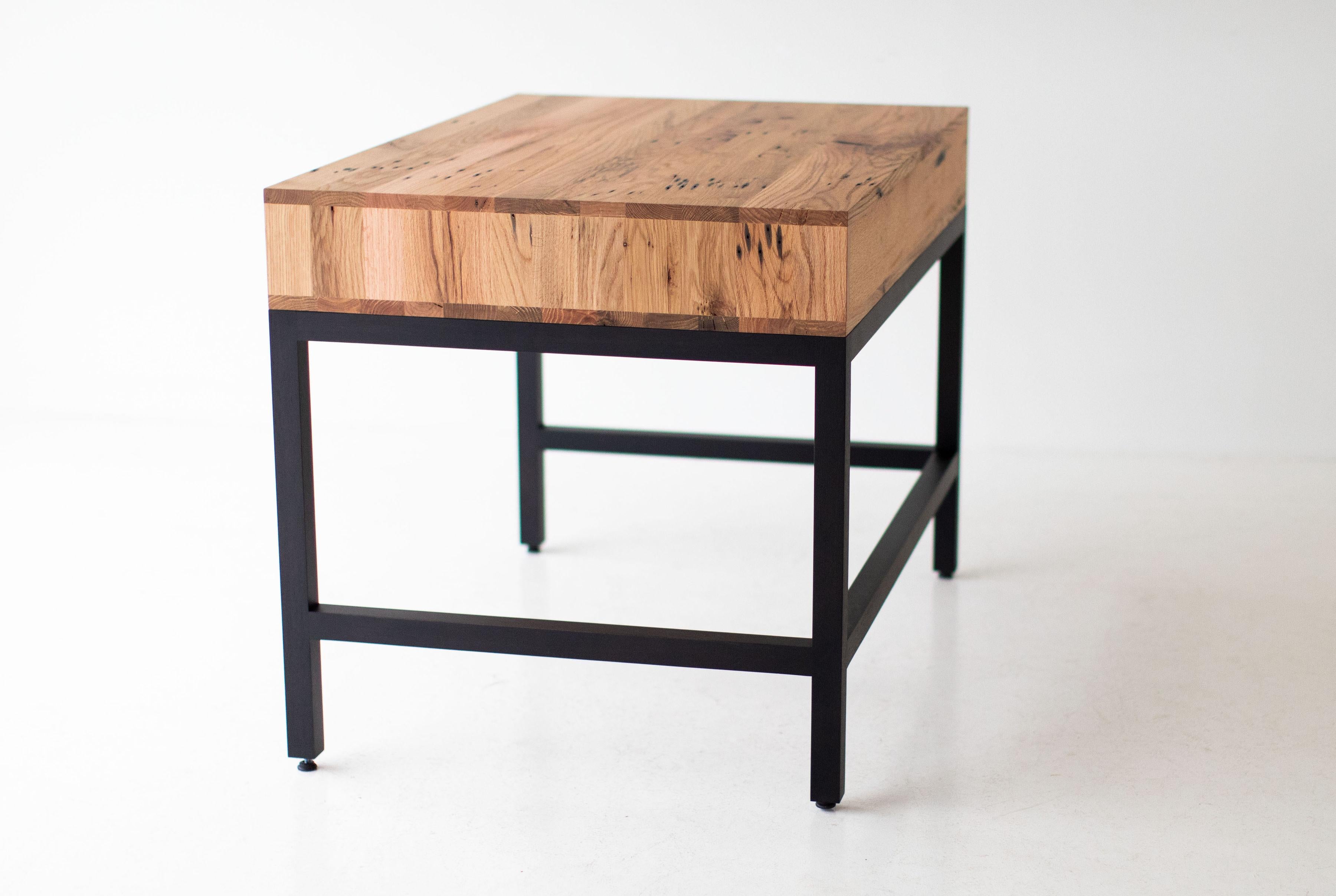 Moderner Schreibtisch aus aufgearbeiteter Eiche und Nussbaumholz im Angebot 9