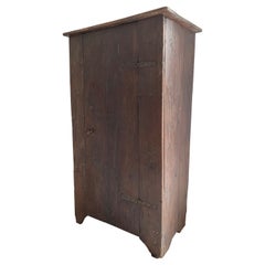 Simple Mountain Cupboard
