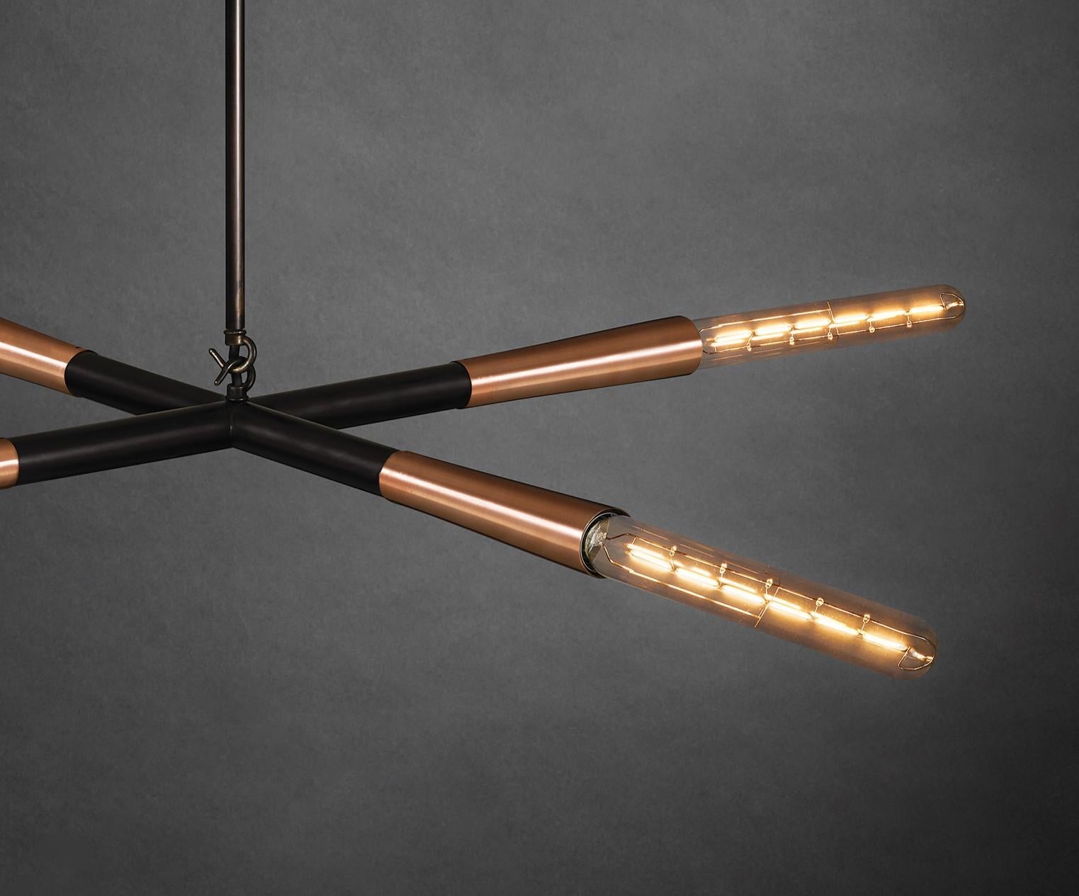 XXIe siècle et contemporain Lights de suspension Contemporary Large Simple X Dark Bronze by Christopher Boots en vente