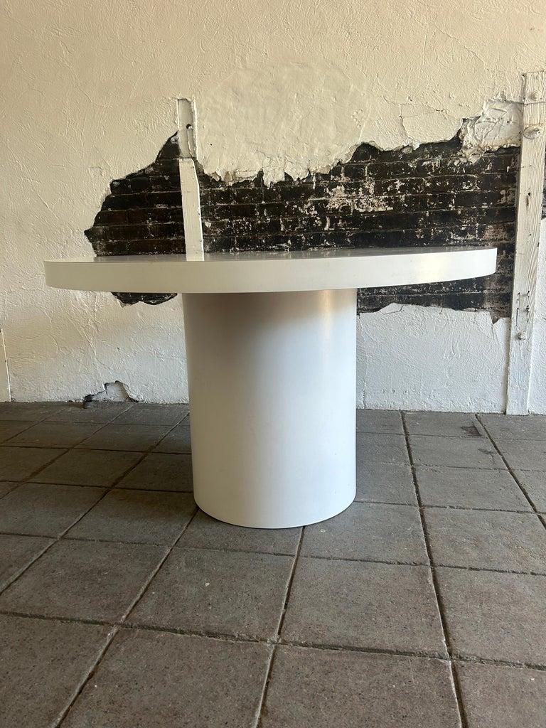 American Simple Post Modern white Laminate round dining game table For Sale