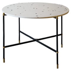 Simple Round Table 100 4 Legs by Contain