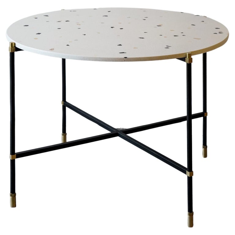 Contain Simple round table, new, offered by Galerie Philia Furniture