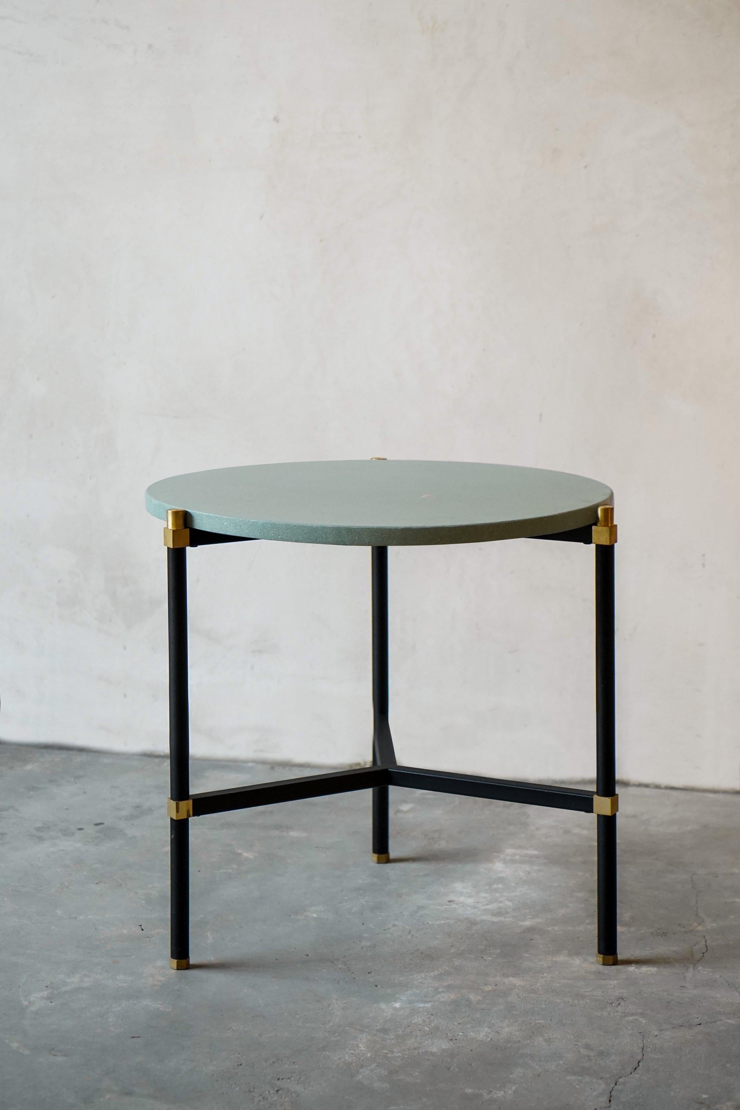 Post-Modern Simple Side Table 50 3 Legs by Contain