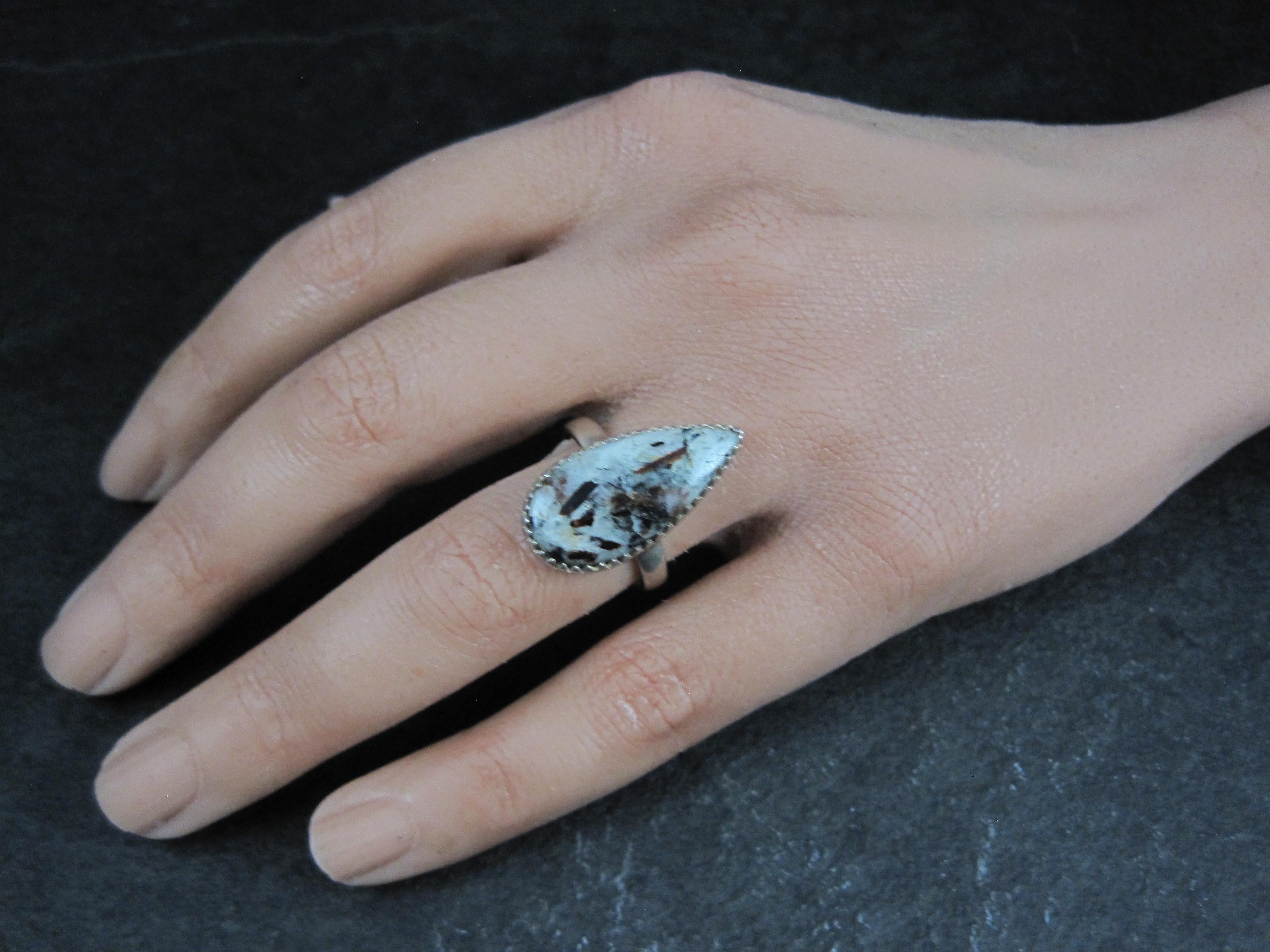 Bague simple en sterling Astrophylite Taille 8 en vente 1