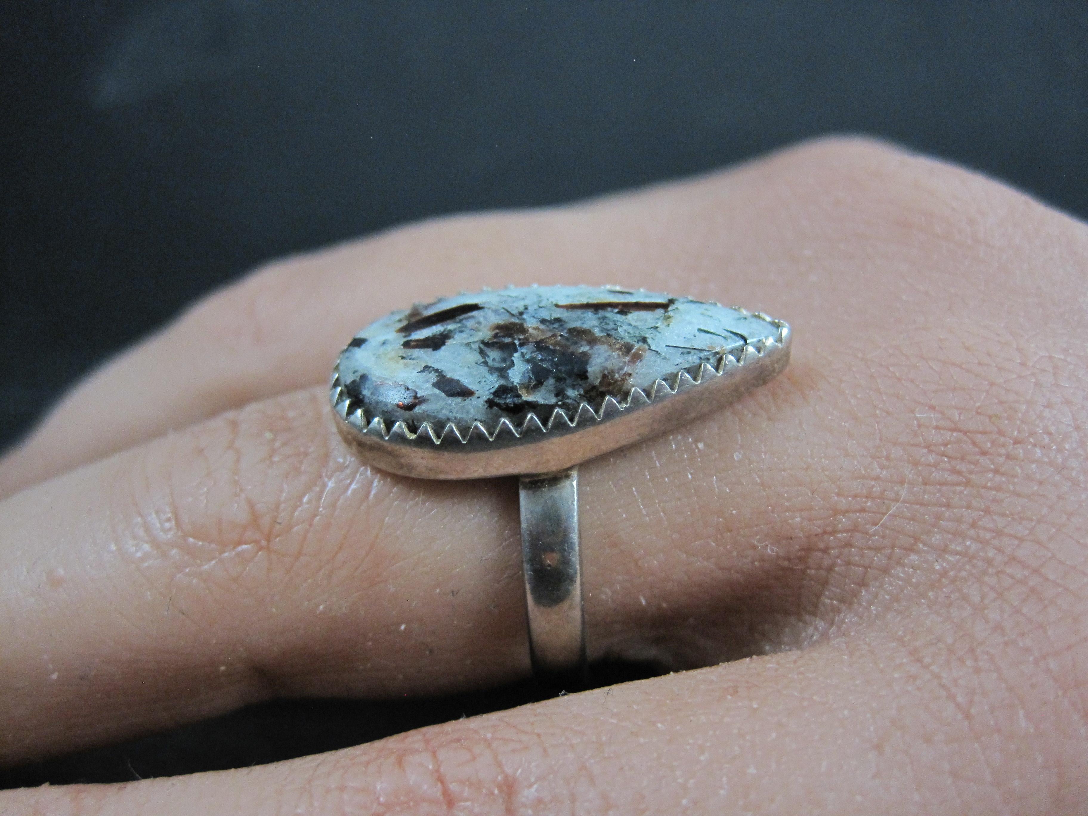 Bague simple en sterling Astrophylite Taille 8 en vente 3