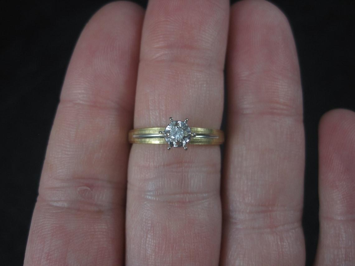 Simple Vintage 10K Diamond Illusion Solitaire Engagement Ring Size 6 For Sale 2