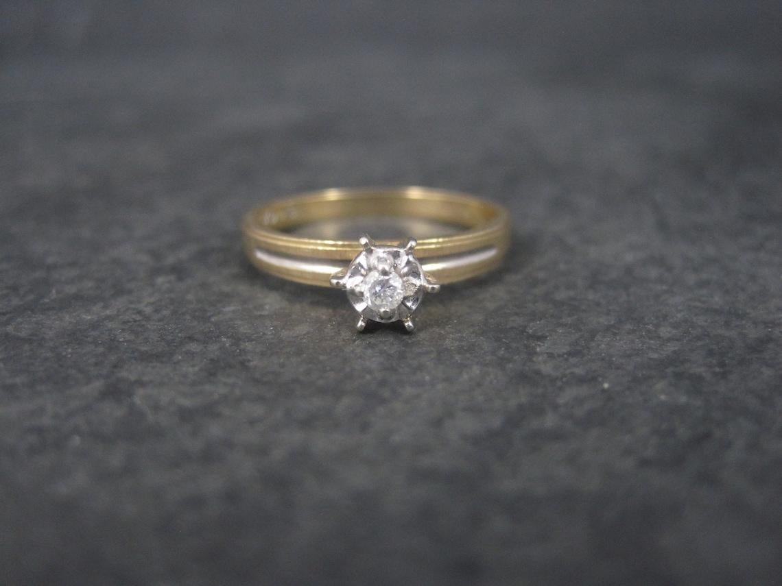 Women's Simple Vintage 10K Diamond Illusion Solitaire Engagement Ring Size 6 For Sale