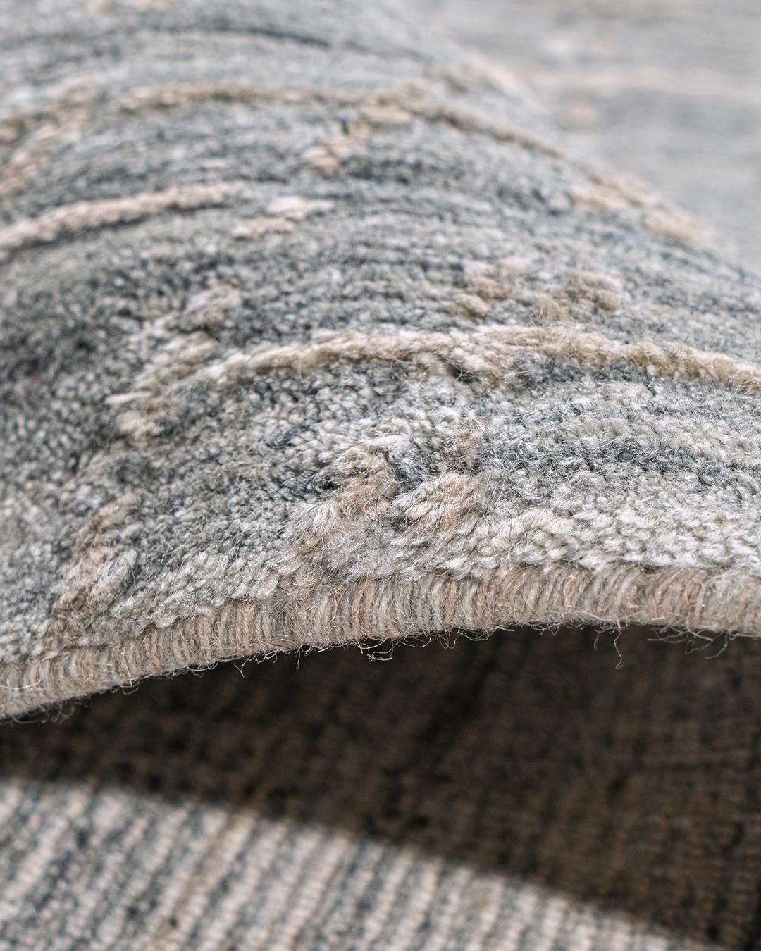 Simplicity Comfort Blau Beige Contemporary Teppich 7'9 x 9'11 (21. Jahrhundert und zeitgenössisch) im Angebot