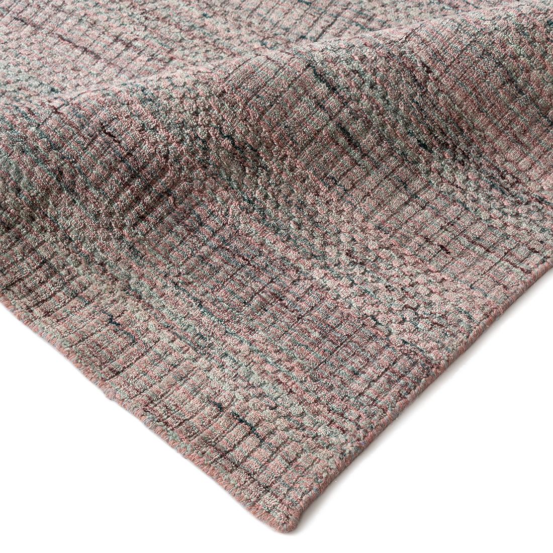Indian Simplicity Comfort Pink Turquoise Contemporary Handwoven Rug For Sale