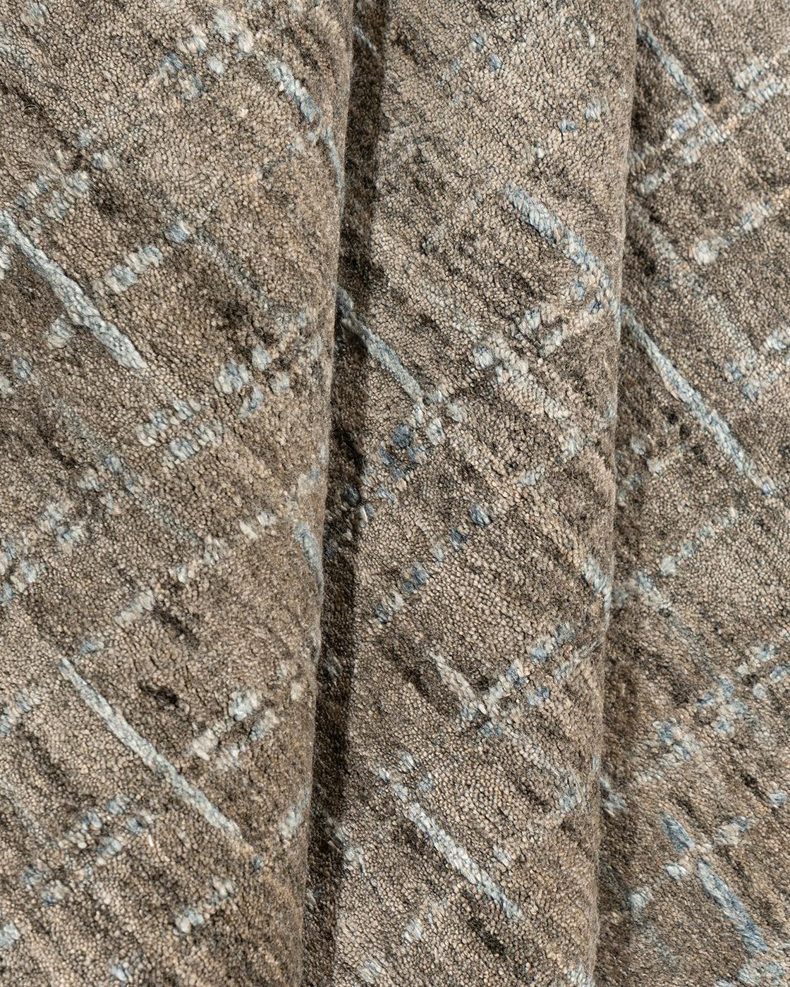 Indian Simplicity Comfort Tan Light Blue Contemporary Rug For Sale
